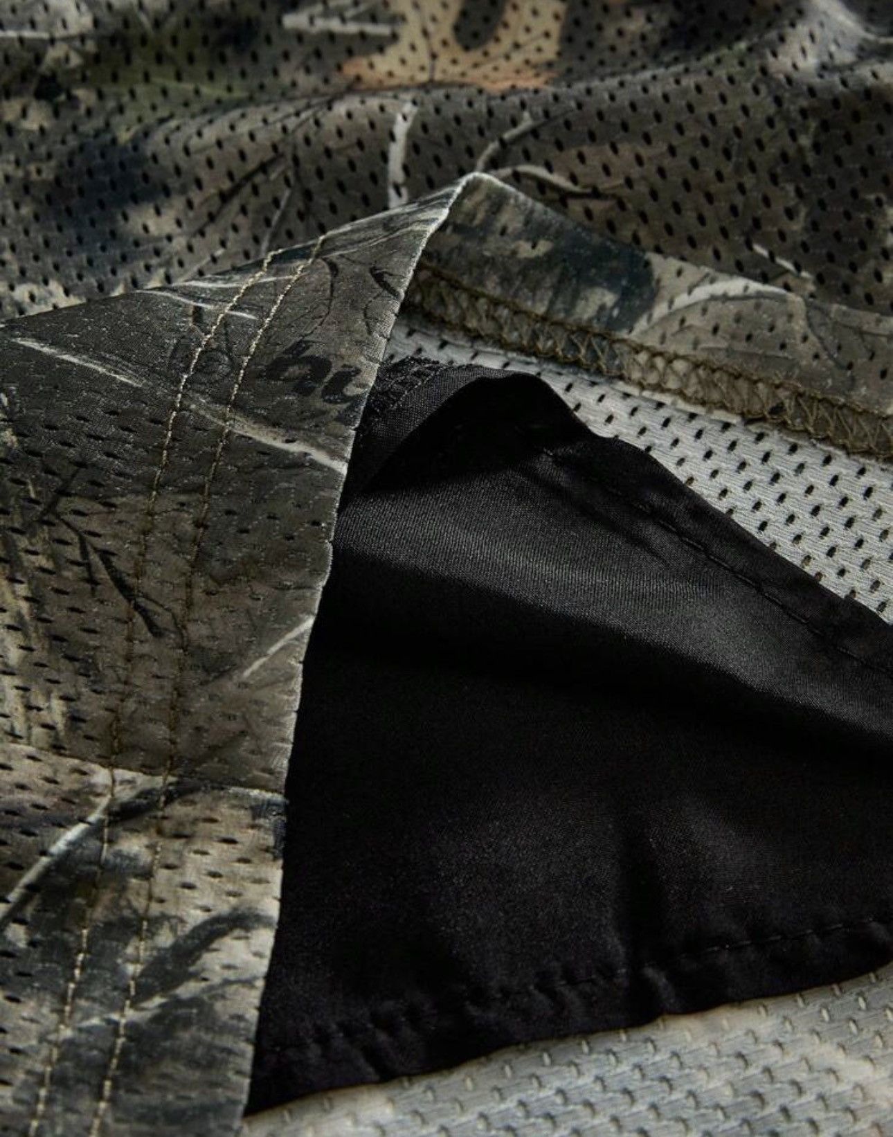 Other Urban Outfitters Camouflage Shorts with Drawstring Size US 29 - 5 Thumbnail