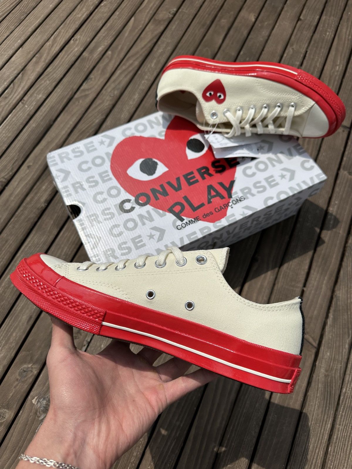 Converse Converse x Comme des Garçons PLAY Chuck 70 Low Pristine Red Size US 8 / EU 41 - 5 Thumbnail
