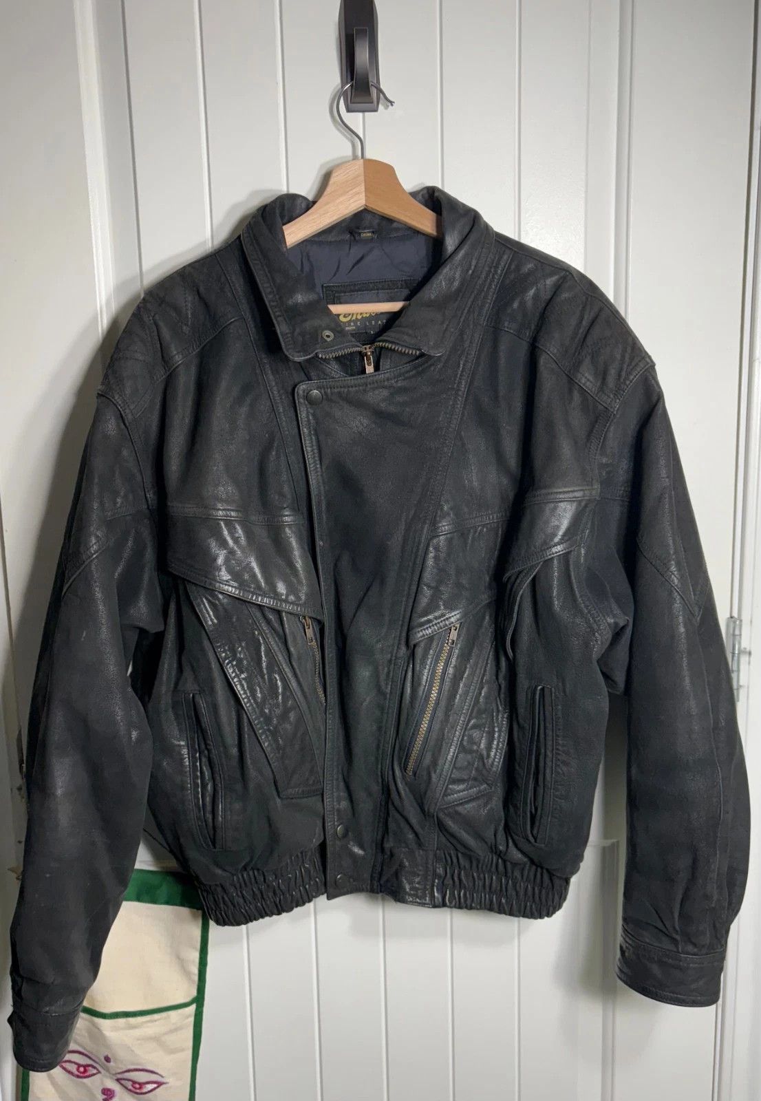 Other Vintage Pre Loved Massimo Leather Jacket, Great Fit, Size L Size US L / EU 52-54 / 3 - 1 Thumbnail