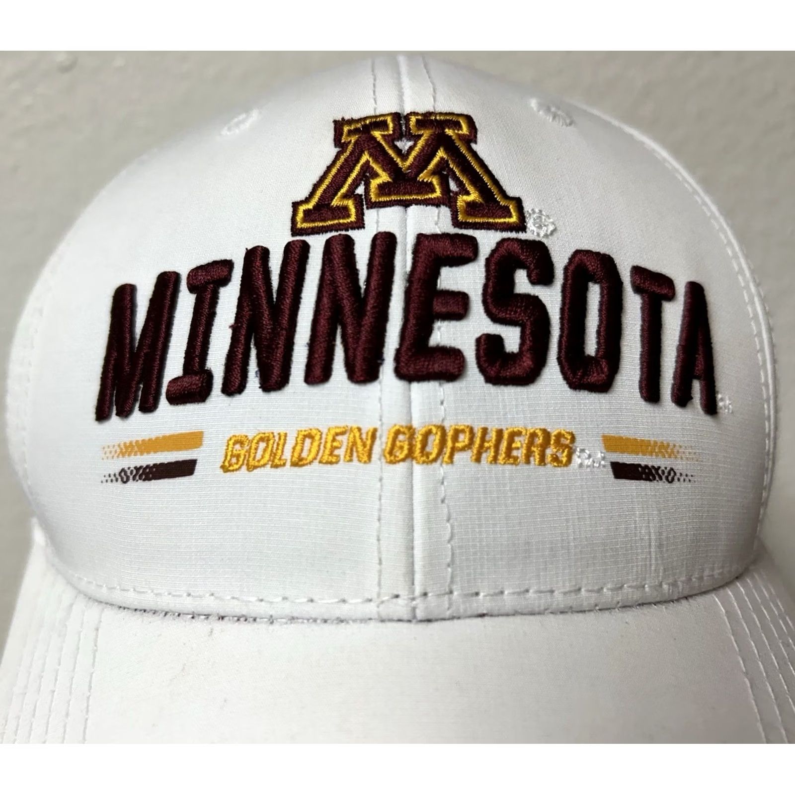 Vintage VINTAGE Minnesota Golden Gophers Snapback Hat Cap Top Of The World Embroidered Size US M / EU 48-50 / 2 - 2 Thumbnail