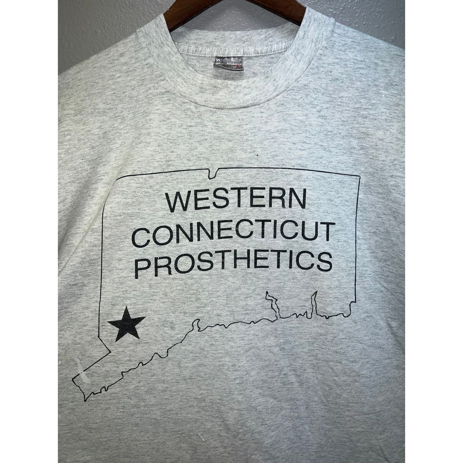 Fruit Of The Loom Vintage Prosthetic Shirt Western Connecticut Gray Tee 90s XL Size US XL / EU 56 / 4 - 2 Thumbnail