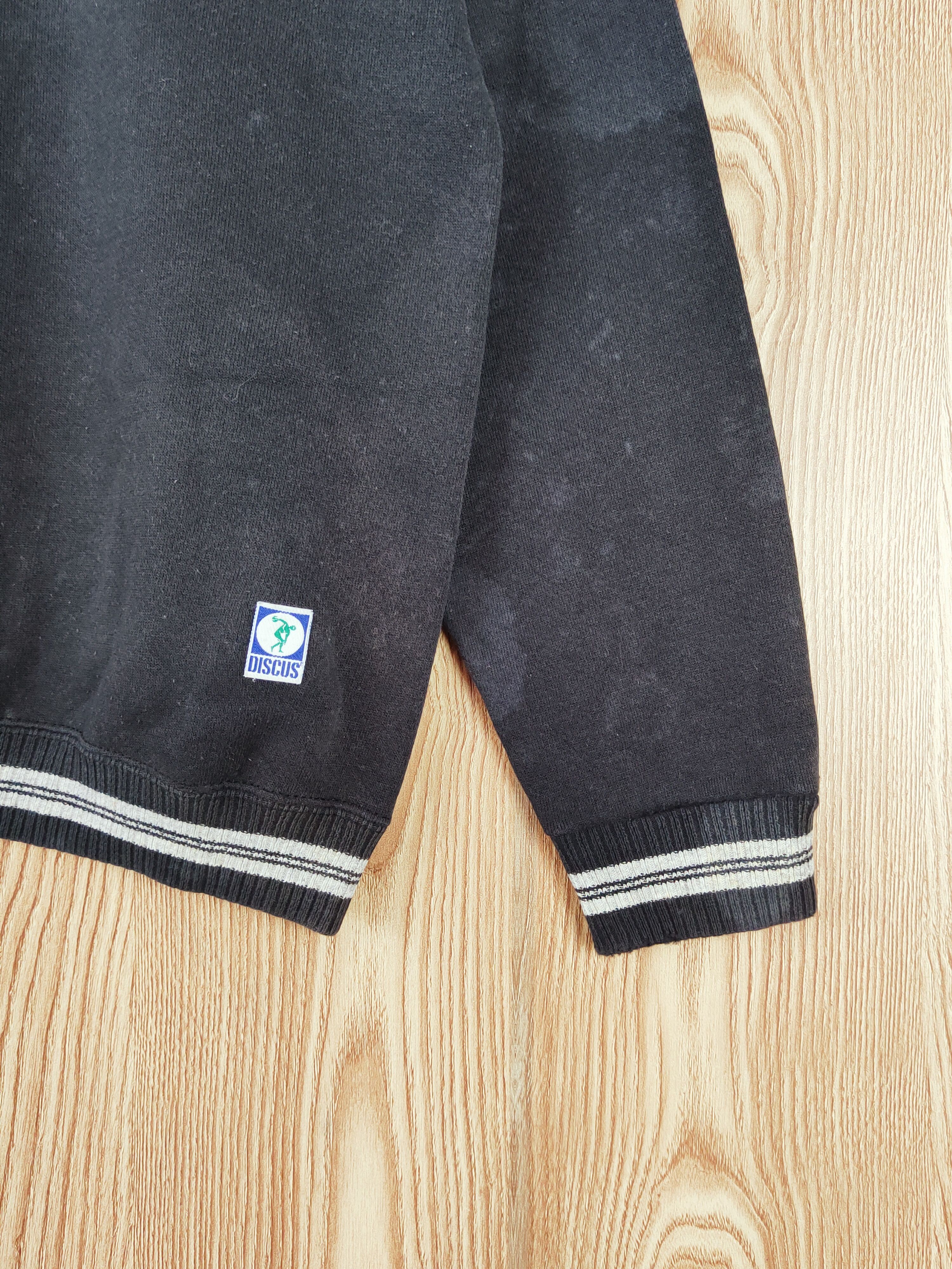 Japanese Brand × Vintage Discus Athletic Black Faded Sweatshirts #W810 Size US L / EU 52-54 / 3 - 7 Thumbnail