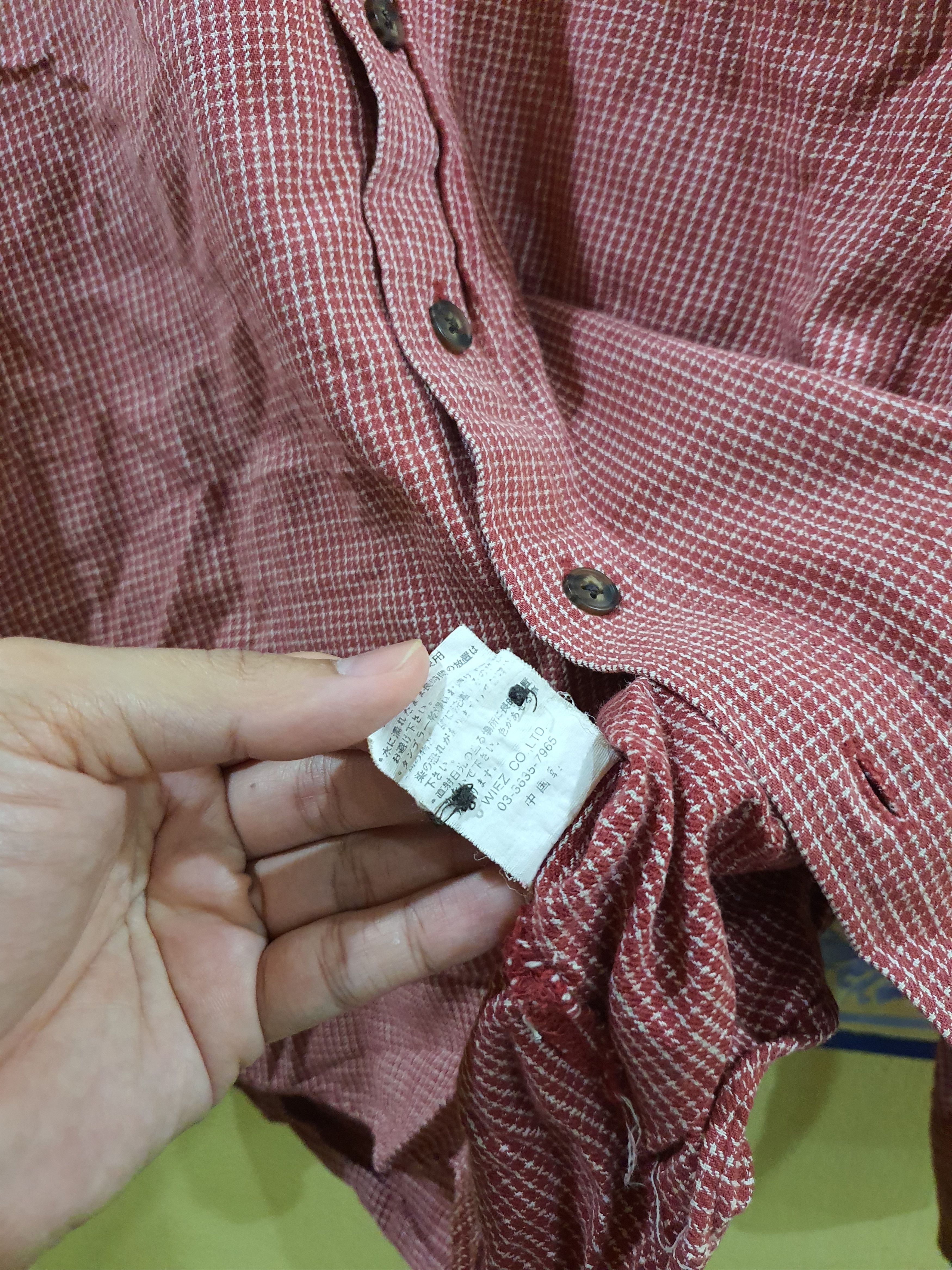 Arrow Duluth Trading Co red thick flannel button-down shirt Size US M / EU 48-50 / 2 - 10 Thumbnail