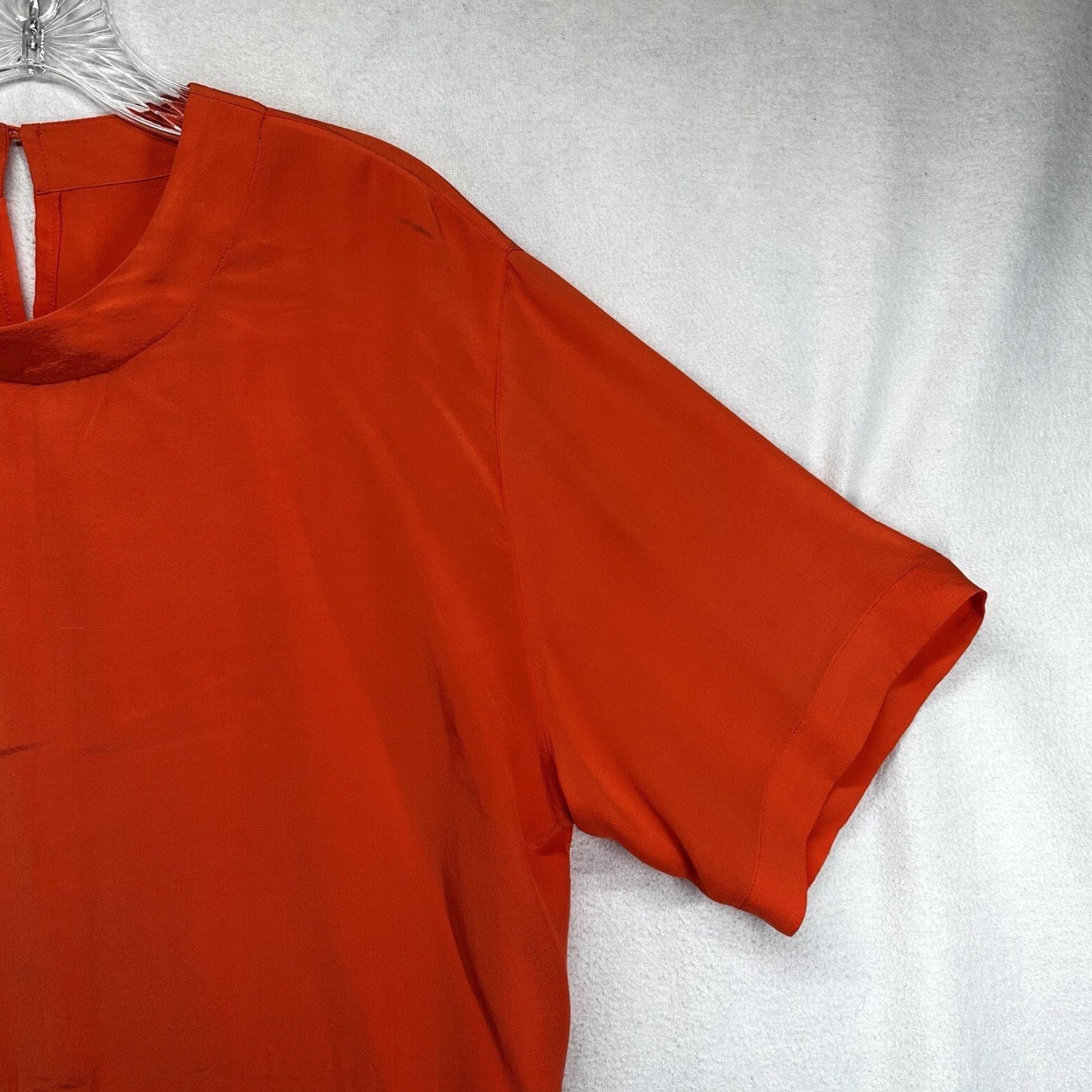 Vintage VINTAGE Sunny Leigh Blouse Woman Medium Orange Silk Animal Print Short Sleeve Button Back Casual Formal Fashion Size M / US 6-8 / IT 42-44 - 5 Thumbnail