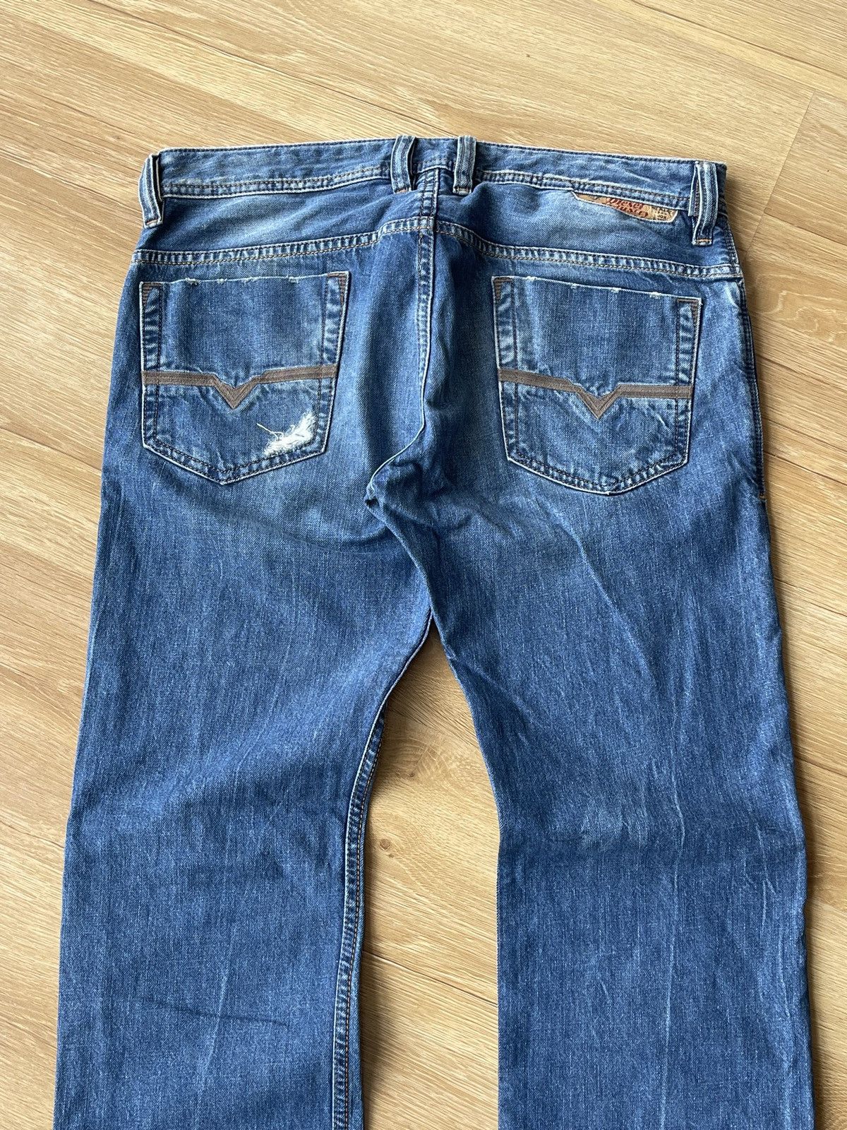 Diesel 90s Diesel Distressed Denim Jeans Y2K Grunge Straight Fit Size US 34 / EU 50 - 7 Thumbnail