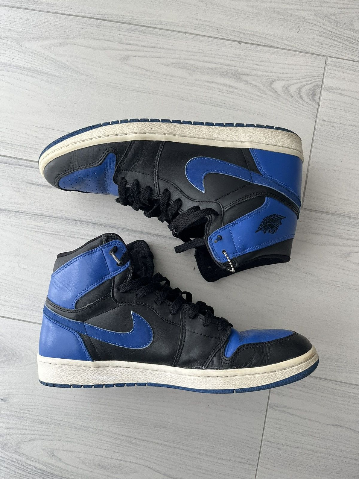 Jordan Brand 2001 JORDAN 1 “ROYAL” Size US 10.5 / EU 43-44 - 2 Thumbnail