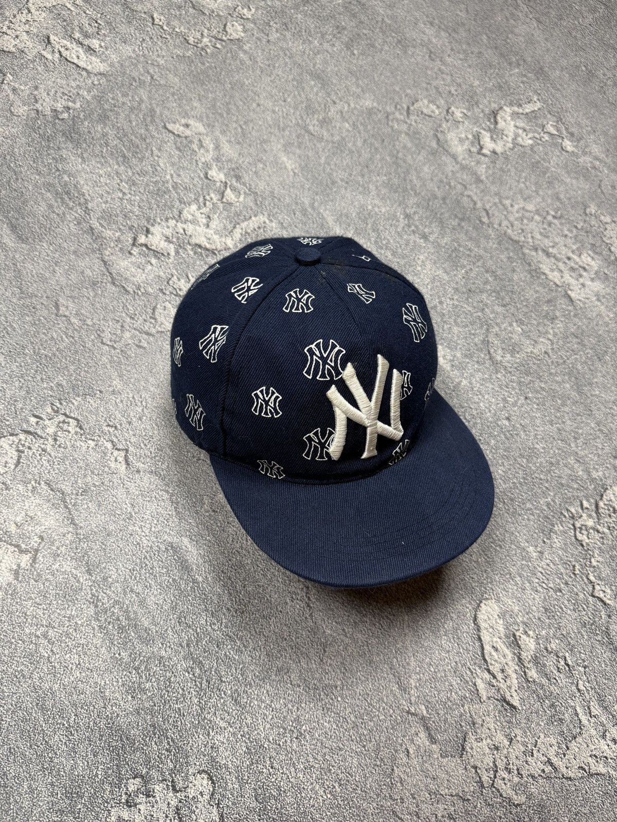 New Era New Era New York Yankees Monogram Cap Black Size ONE SIZE - 3 Thumbnail