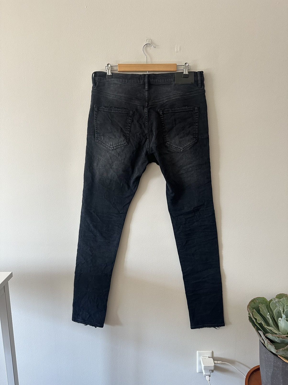 Purple Brand NEW NO TAG Purple Brand Drop Fit Mid Rise Skinny Jeans Size US 33 - 2 Thumbnail