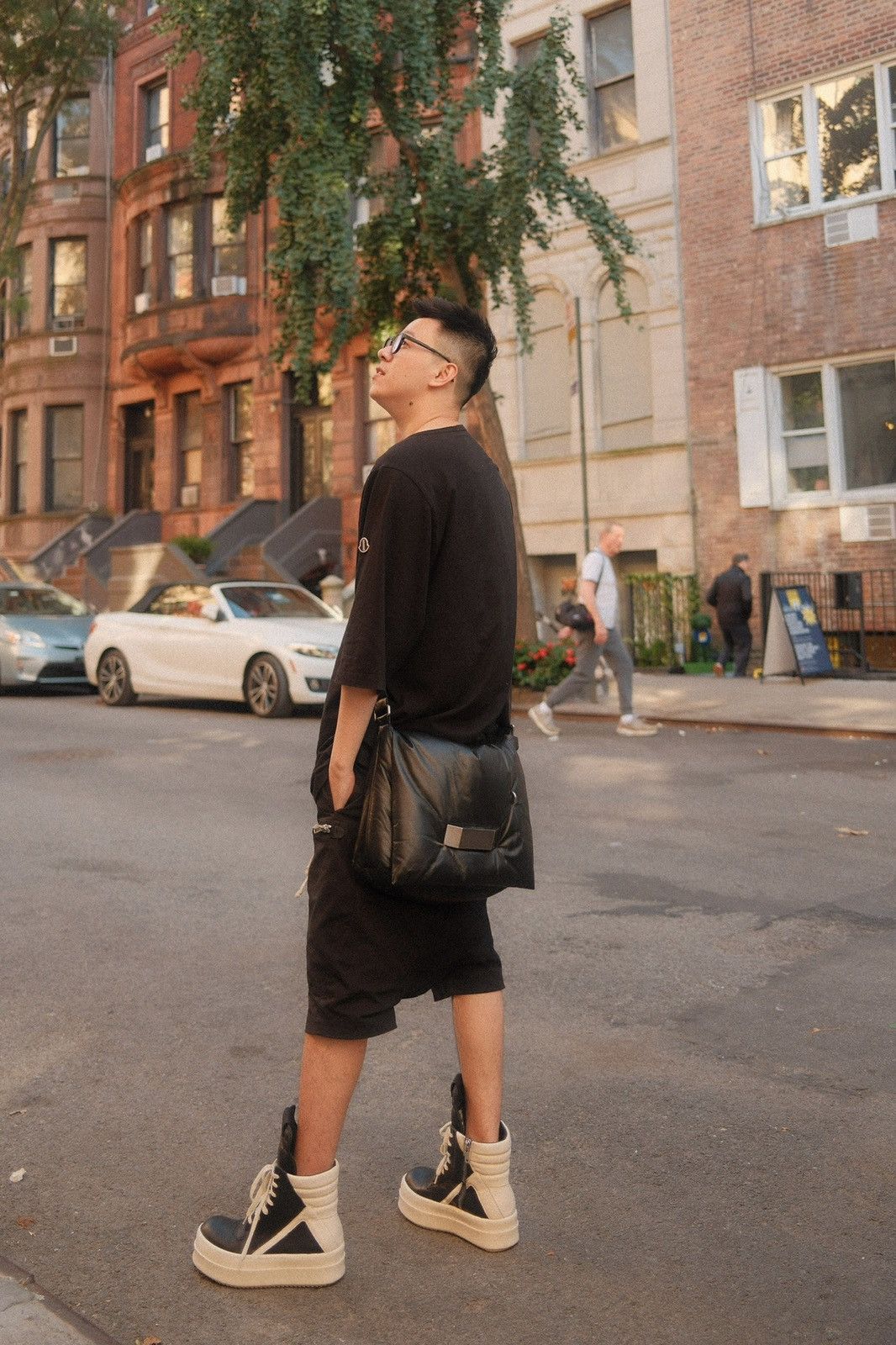 Rick Owens $2700 Rick Owens large pillow griffin bag Size ONE SIZE - 8 Thumbnail