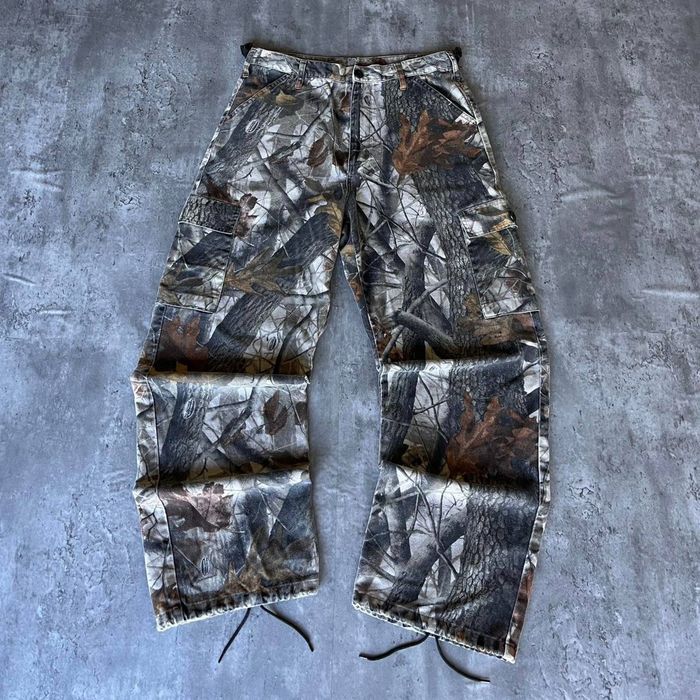 Vintage Vintage Y2K Camouflage Baggy Cargo / Utility Camo Pants | Grailed