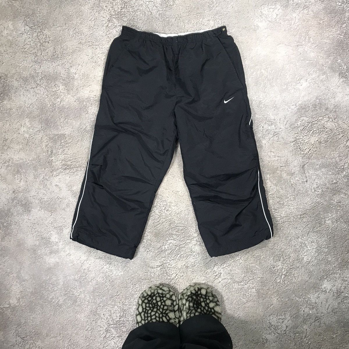 Vintage Vintage Nike Baggy Cargo Pants Swoosh Streetwear Y2K Logo 30 Size US 30 / EU 46 - 2 Thumbnail