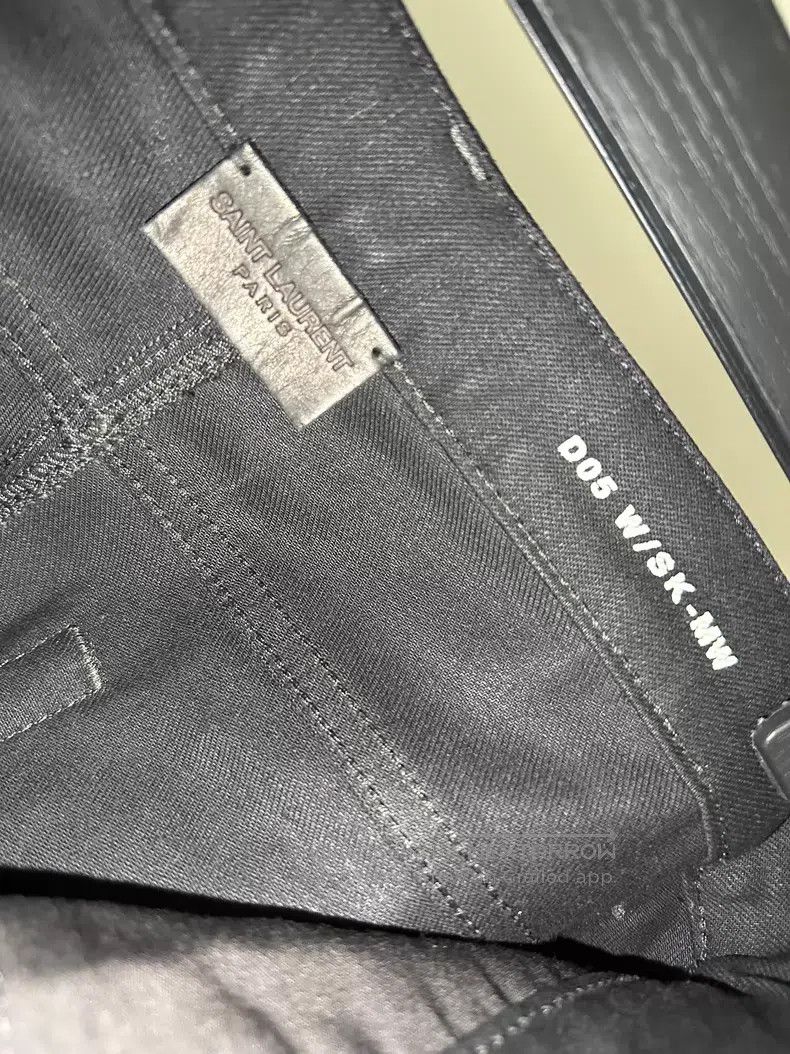Saint Laurent Paris Saint Laurent Paris Black slim-fit basic denim pants i Size US 28 / EU 44 - 5 Thumbnail