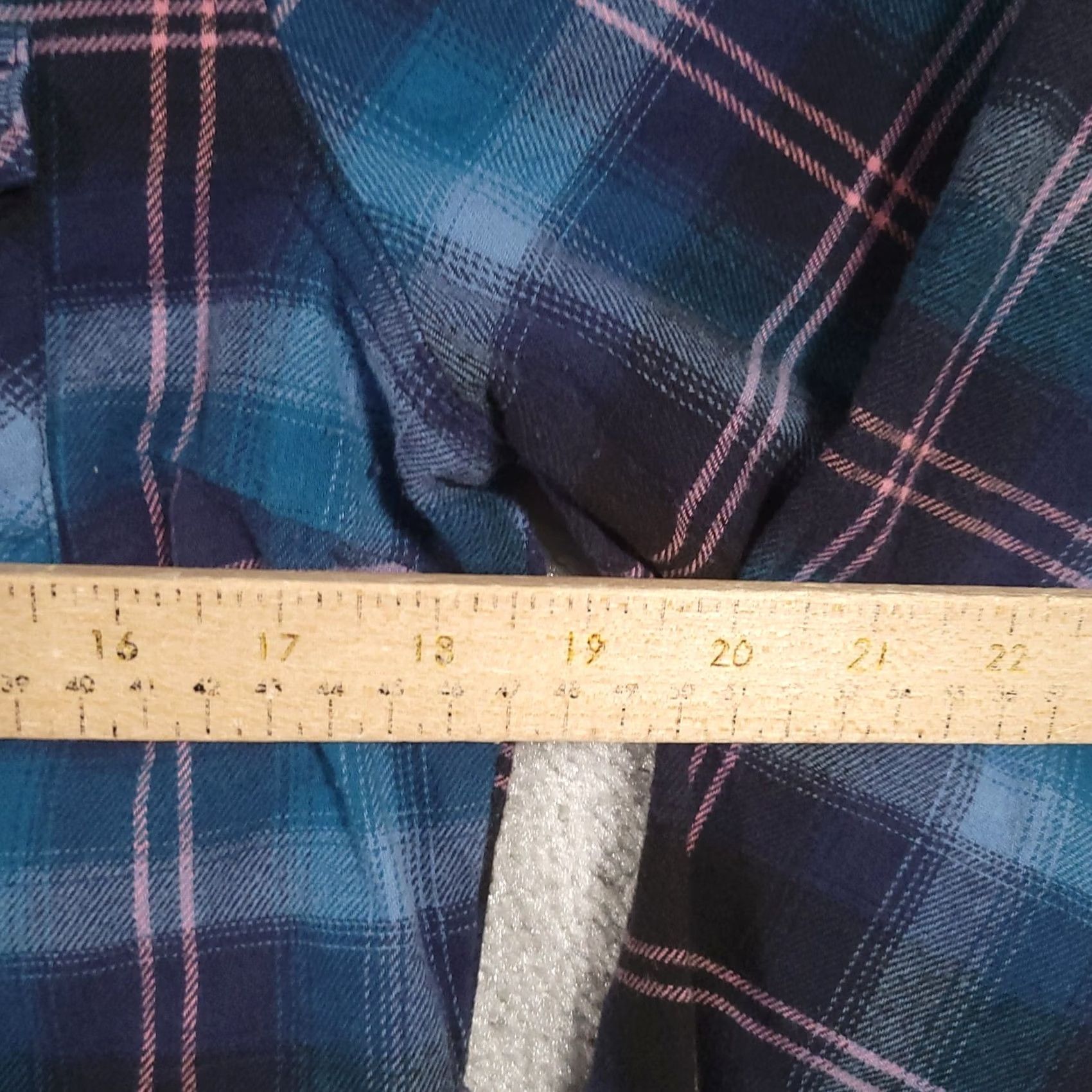 Vintage VINTAGE Legendary Whitetails Flannel Shirt Dress Large Blue Flannel Size L / US 10 / IT 46 - 4 Thumbnail