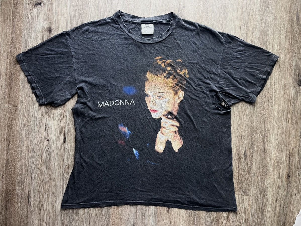 Band Tees × Vintage Vintage Madonna Oversized Natural Distressed singer Shirt Size US XL / EU 56 / 4 - 1 Thumbnail