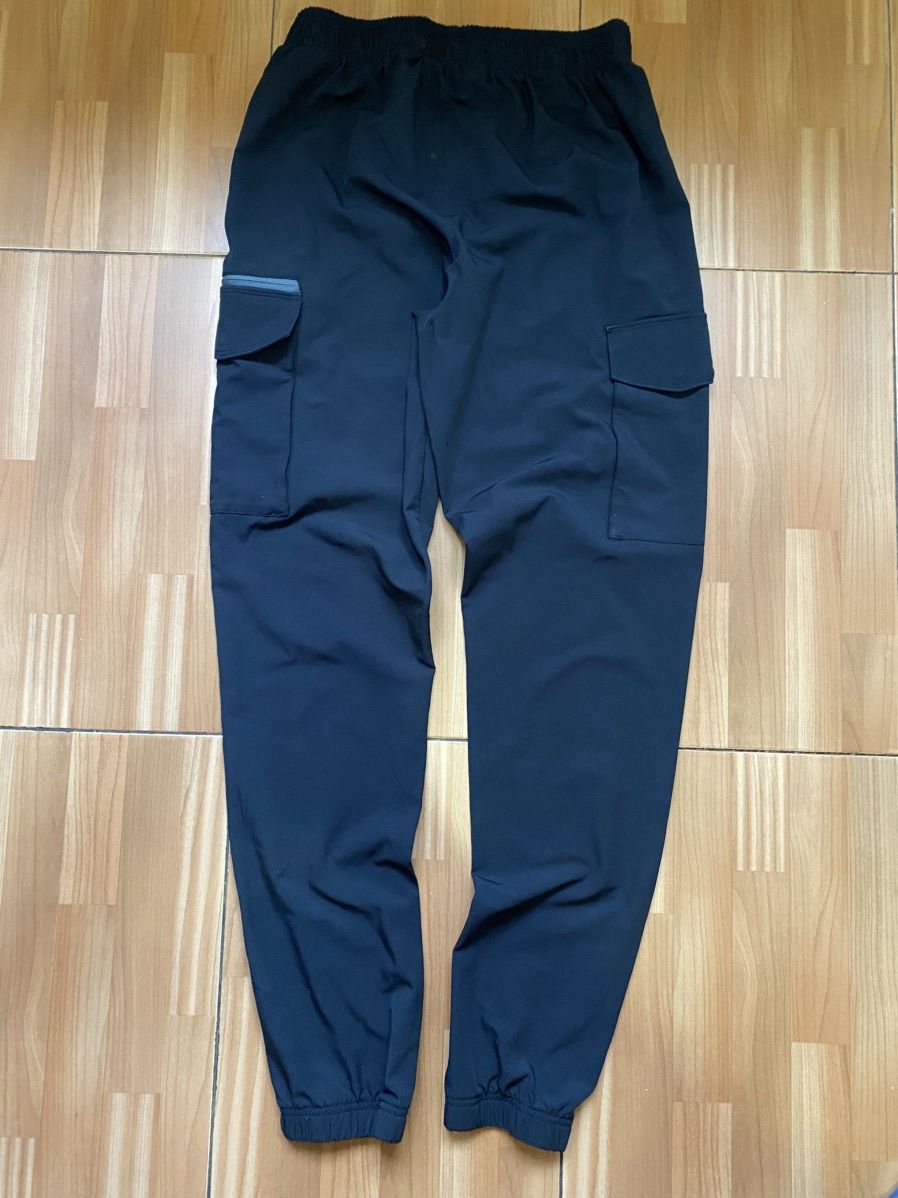Under Armour Under Armour Stretch Woven Cargo Pants Size US 30 / EU 46 - 2 Thumbnail