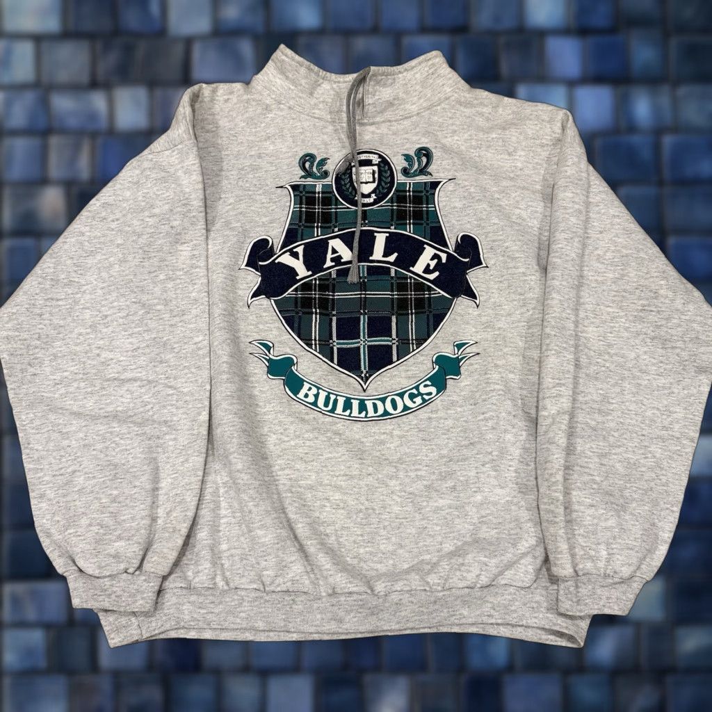 Vintage VINTAGE Yale Bulldogs Sweatshirt M/L Gray 90s Made in USA Fleece Crewneck Size US M / EU 48-50 / 2 - 1 Thumbnail