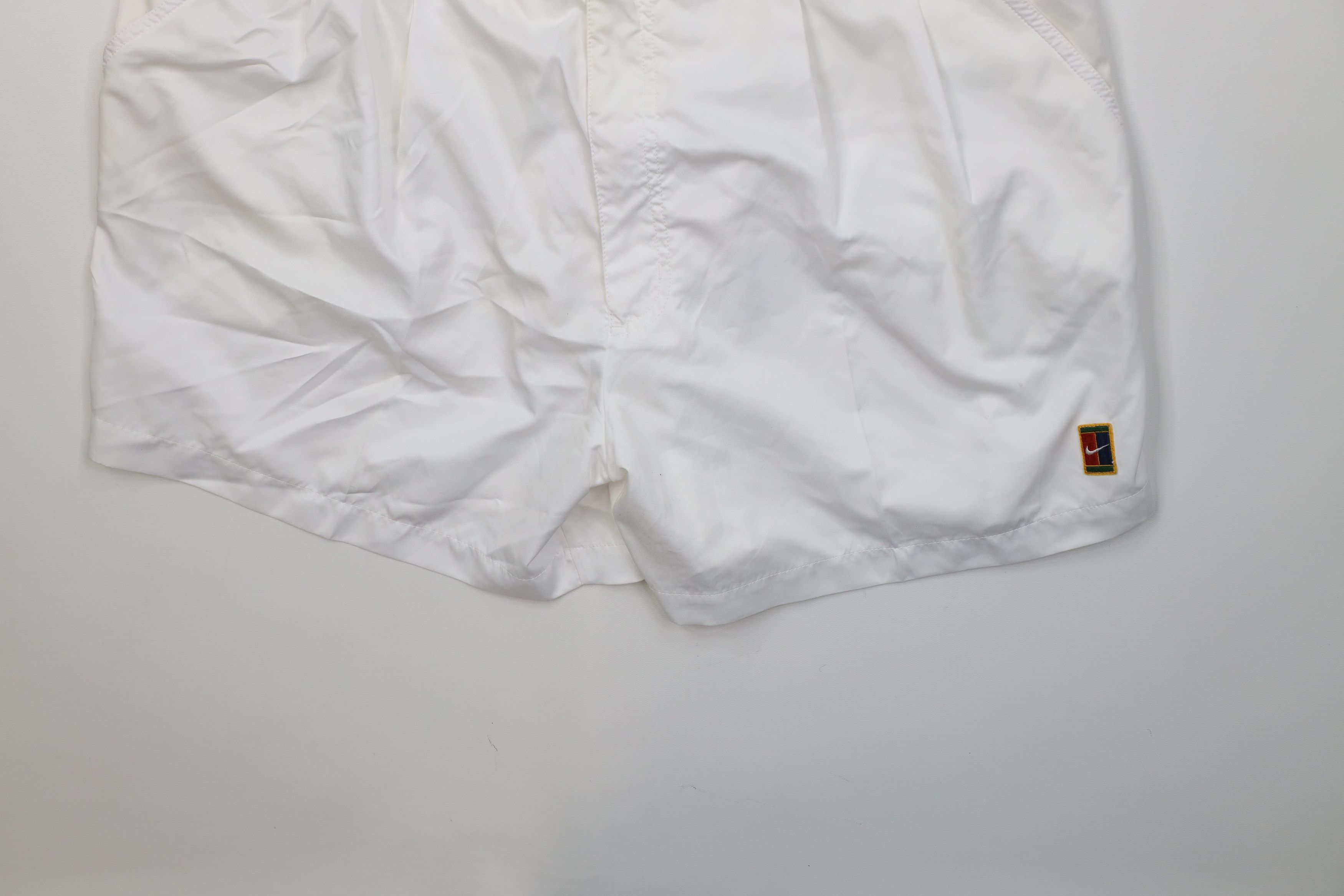 Nike Vintage 90s Nike Challenge Court Above Knee Tennis Shorts Size US 36 / EU 52 - 4 Thumbnail