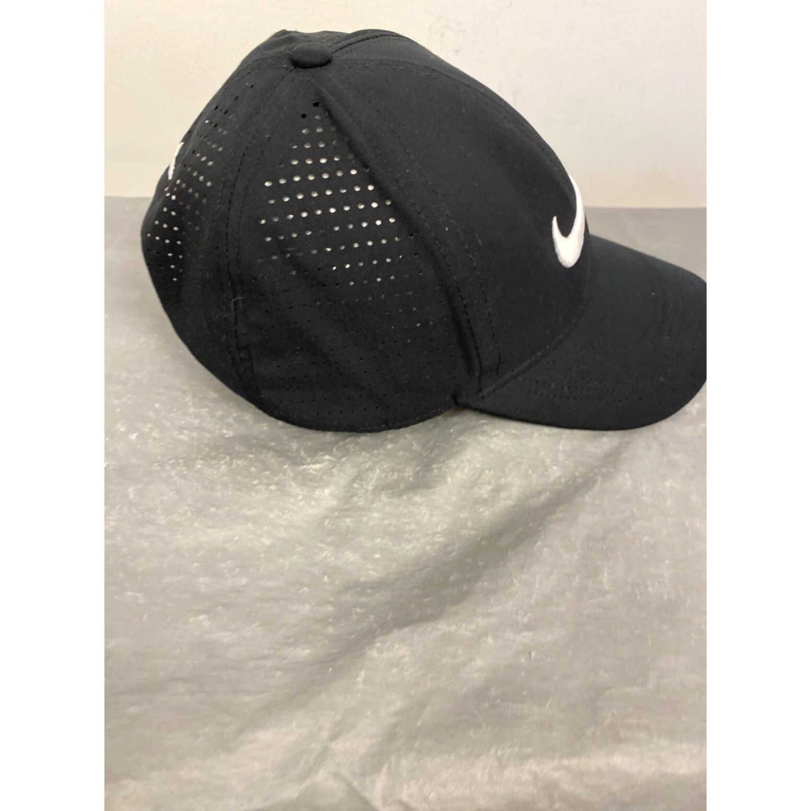 Nike Men's Nike Legacy91 Black Baseball Hat Dad Cap White Swoosh 908 Size ONE SIZE - 3 Thumbnail