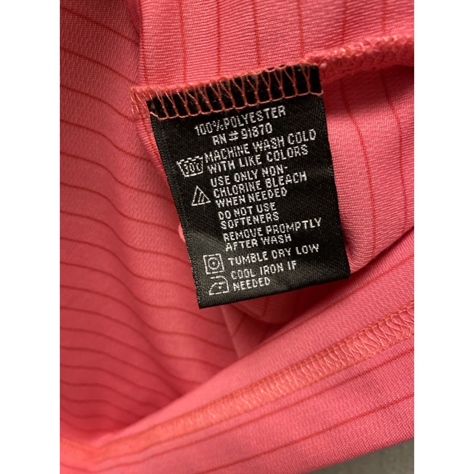 Pinko Pebble Beach Men’s Short Sleeve Polo Magenta XL /139-16 Dry-Luxe Performance Striped Shirt Polo Size US 36 / EU 52 - 7 Thumbnail