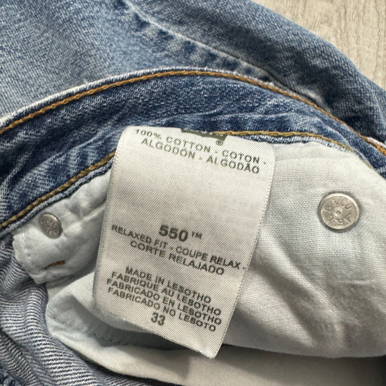Levi's Vintage Levis 550 Jean Shorts Mens 33 Blue 10" Inseam y2k Size US 33 - 4 Thumbnail
