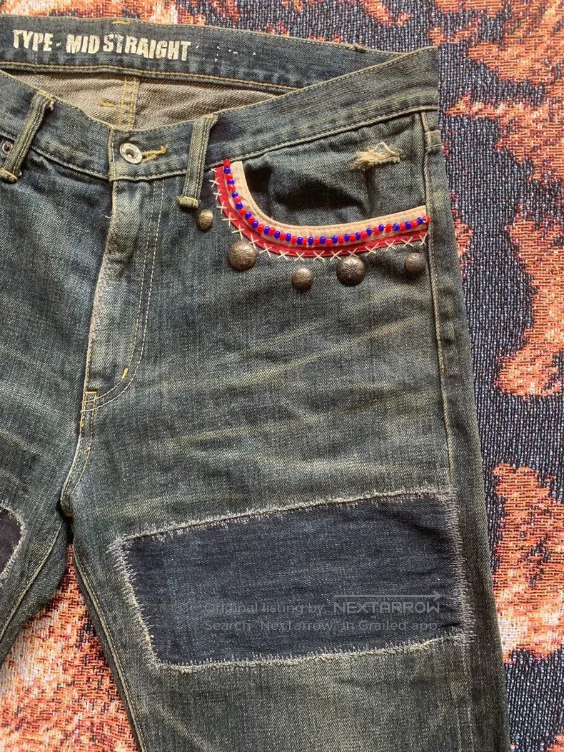 Neighborhood Neighborhood size M Jeans Size US 27 - 6 Thumbnail