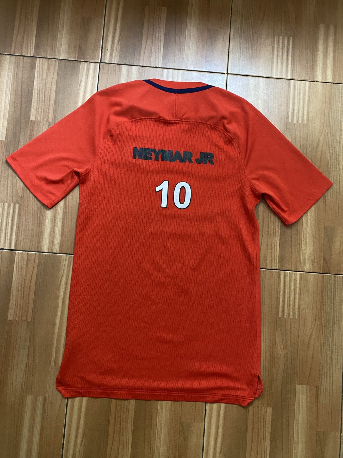 Nike Nike PARIS SAINT GERMAIN 2016 2017 SOCCER JERSEY Size US S / EU 44-46 / 1 - 6 Thumbnail