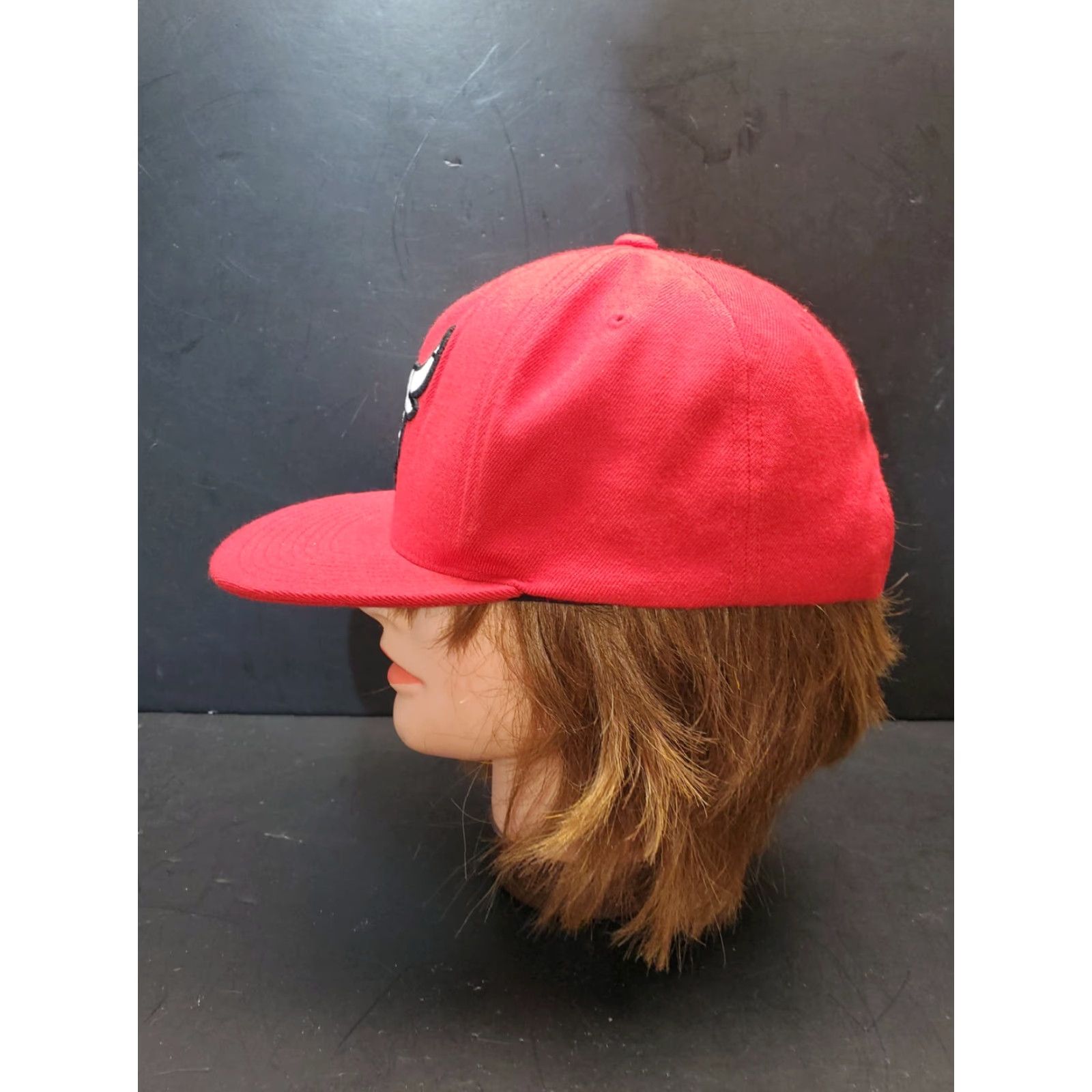 Mitchell & Ness Mitchell & Ness Chicago Bulls Snapback Hat/Cap Red with White/Black Logo Men Adjustable Wool Blend Cap Size ONE SIZE - 3 Thumbnail