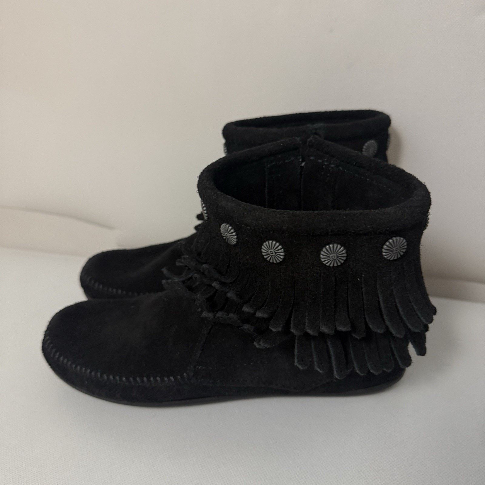 Minnetonka Minnetonka Double Fringe Moccasins Western Native Boho Boots Size US 7 / IT 37 - 3 Thumbnail