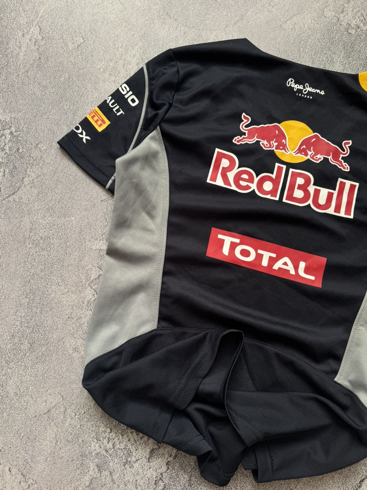 Pepe Jeans × Red Bull Pepe jeans S Wmns red bull racing formula one INFINITI y2k Size S / US 4 / IT 40 - 2 Thumbnail