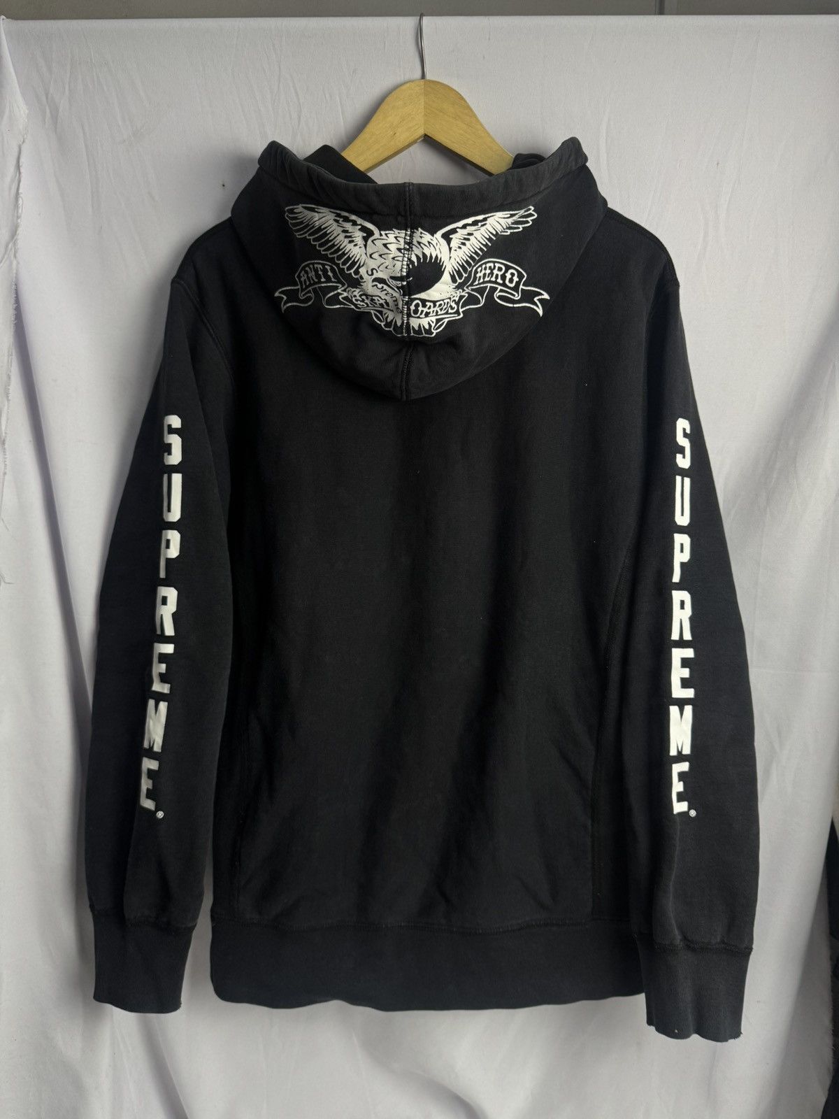 Supreme Supreme Hoodie Antihero Size US L / EU 52-54 / 3 - 2 Thumbnail