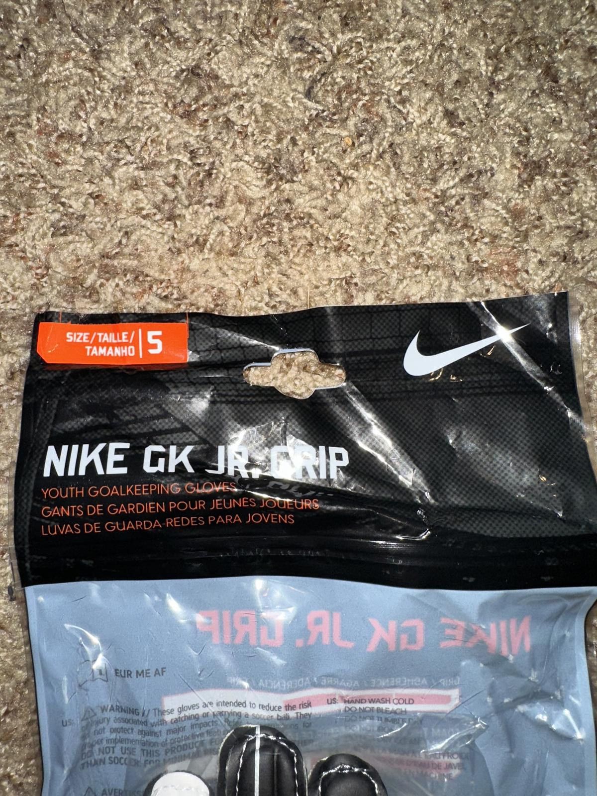 Nike Nike Youth Goalkeeper Volt Black White GK Classic Glove Size ONE SIZE - 7 Thumbnail