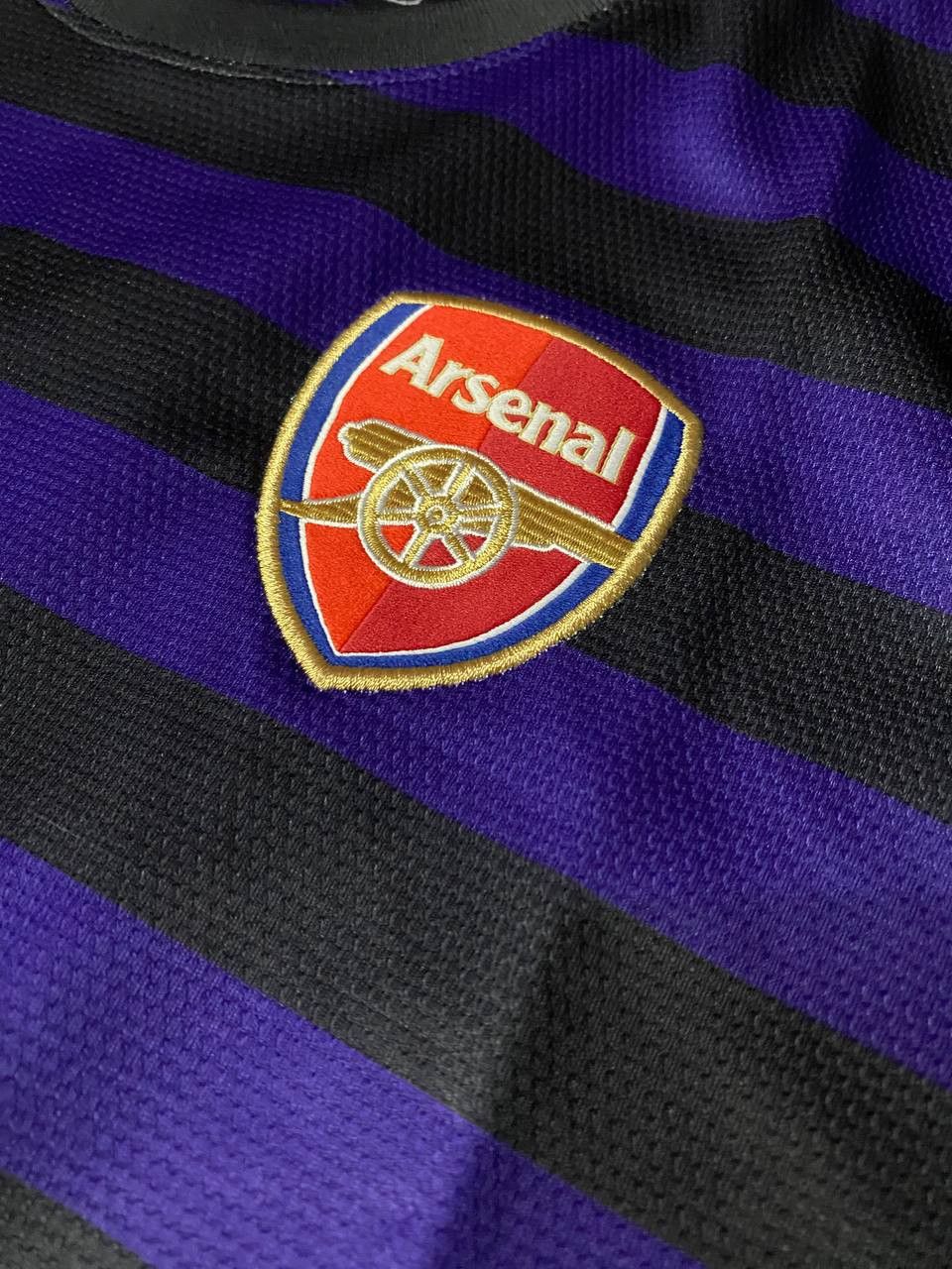 Nike Arsenal away 2012 BNWT Size US L / EU 52-54 / 3 - 7 Thumbnail