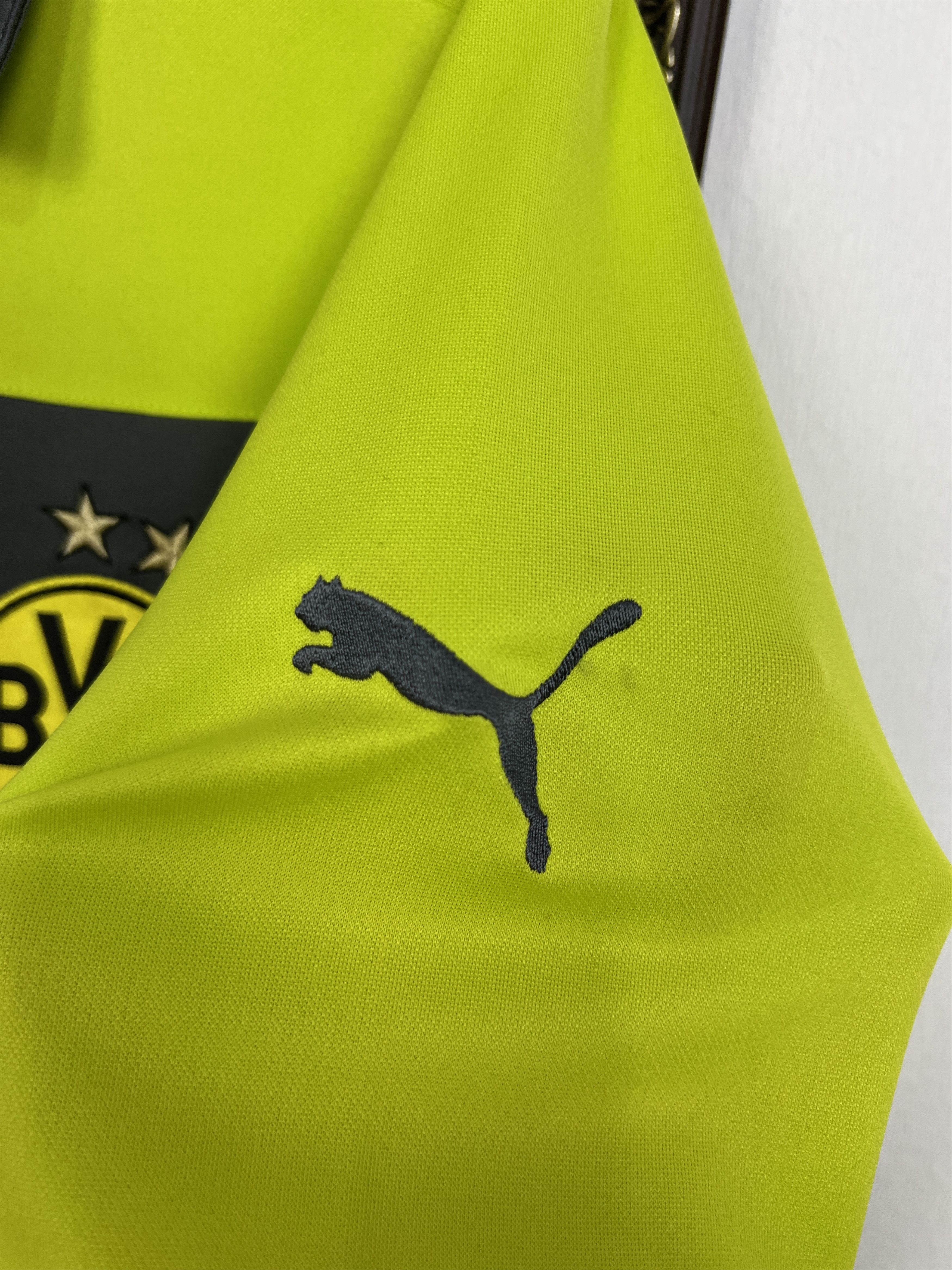 Puma Borussia Dortmund Goalkeeper football shirt Soccer Jersey Size US L / EU 52-54 / 3 - 4 Thumbnail