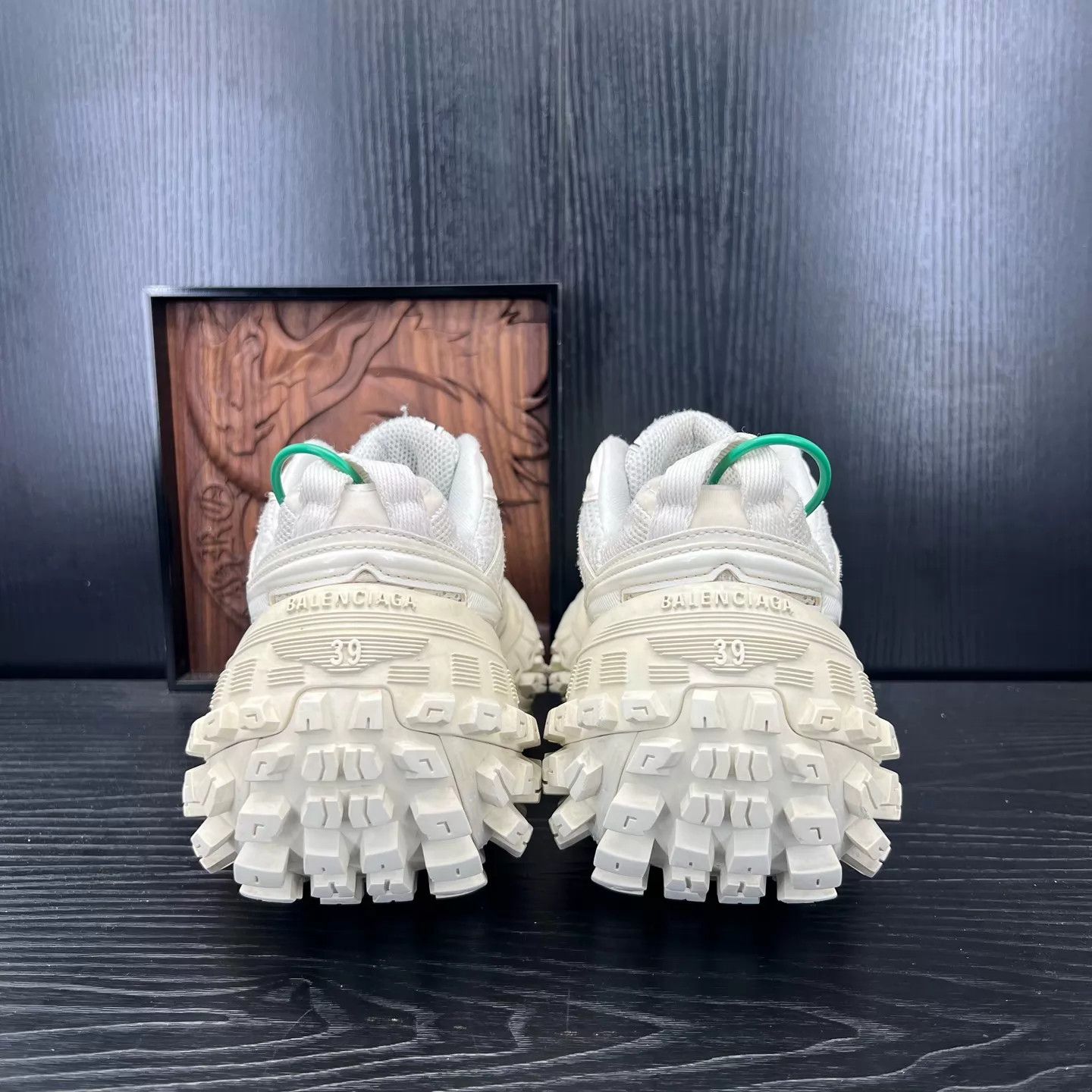 Balenciaga Balenciaga Tire Sneaker White/Black EU 39 Size US 8.5 / IT 38.5 - 7 Thumbnail