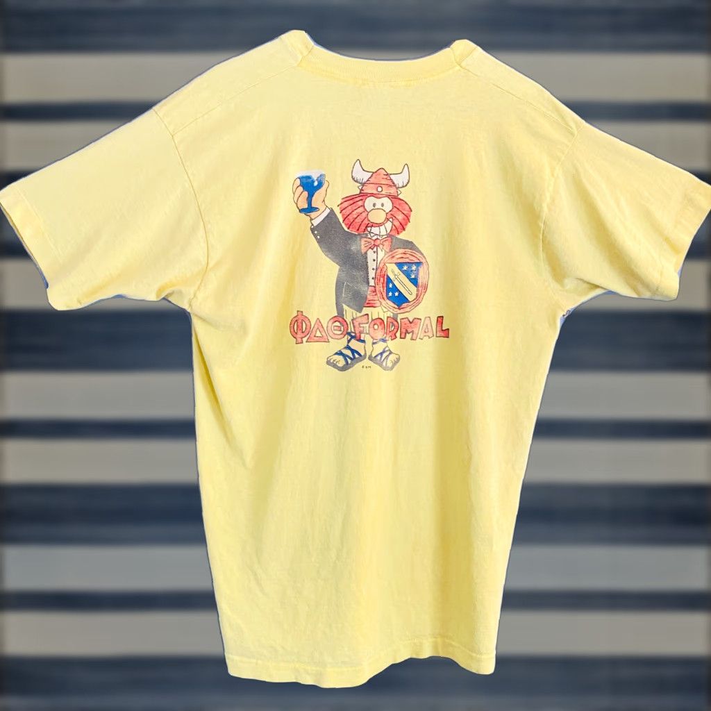 Fruit Of The Loom VINTAGE 1990s Yellow College drinking Shirt Men’s XL Cotton Xlarge Fruit of the Loom’s T-Shirt Short Sleeve Round Neck Beer Graphic Men Size US XL / EU 56 / 4 - 1 Thumbnail
