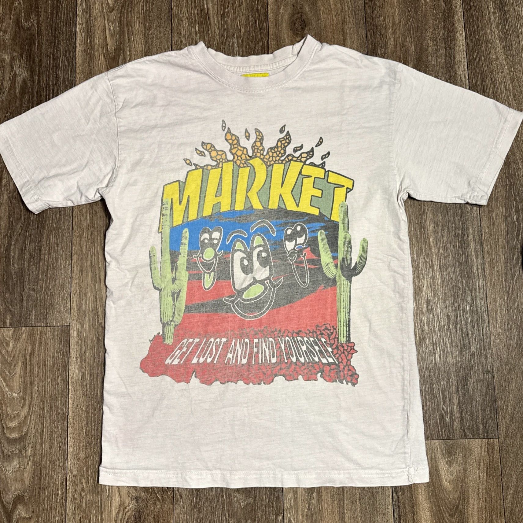 Vintage Chinatown Market Get Lost And Find Yourself White T-Shirt Medium Unisex Adults M Shirt White 90s? Size US M / EU 48-50 / 2 - 2 Thumbnail