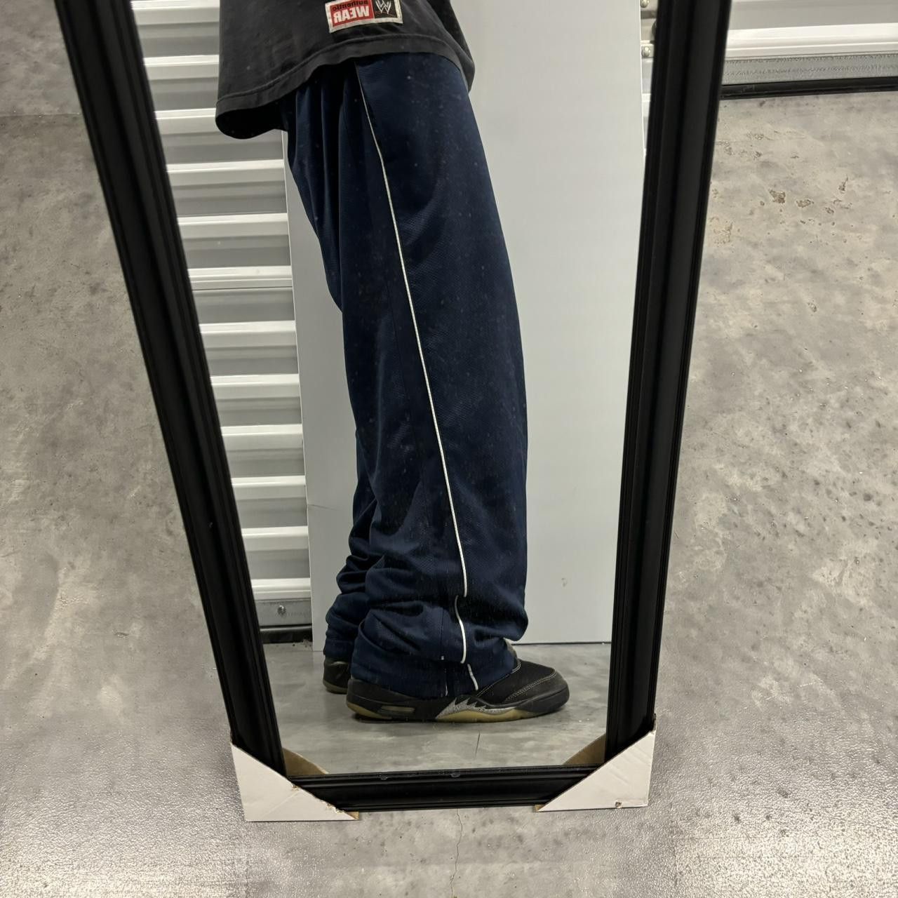 Japanese Brand × Vintage Crazy Vintage Y2K/2000s Baggy Navy Blue Striped Skater Drill Essential Track Pants! Size US 32 / EU 48 - 1 Thumbnail