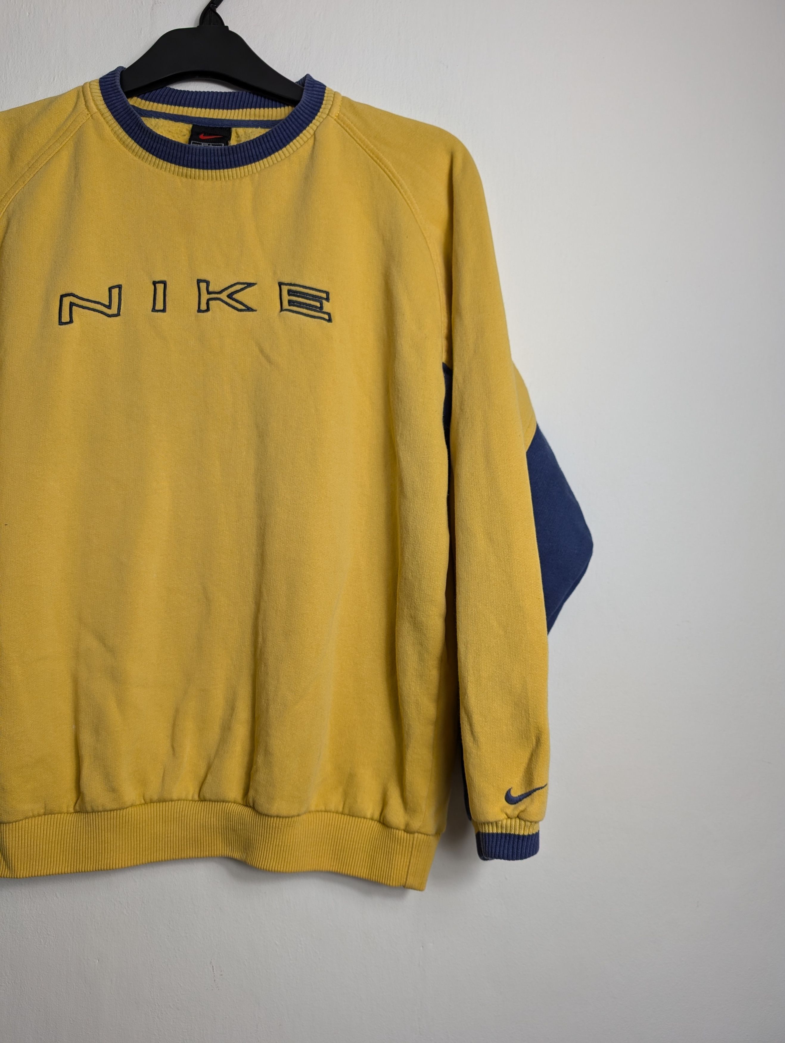 Nike Vintage Nike Spellout Sweatshirt Yellow Navy Y2K Boxy Retro Size US XS / EU 42 / 0 - 3 Thumbnail