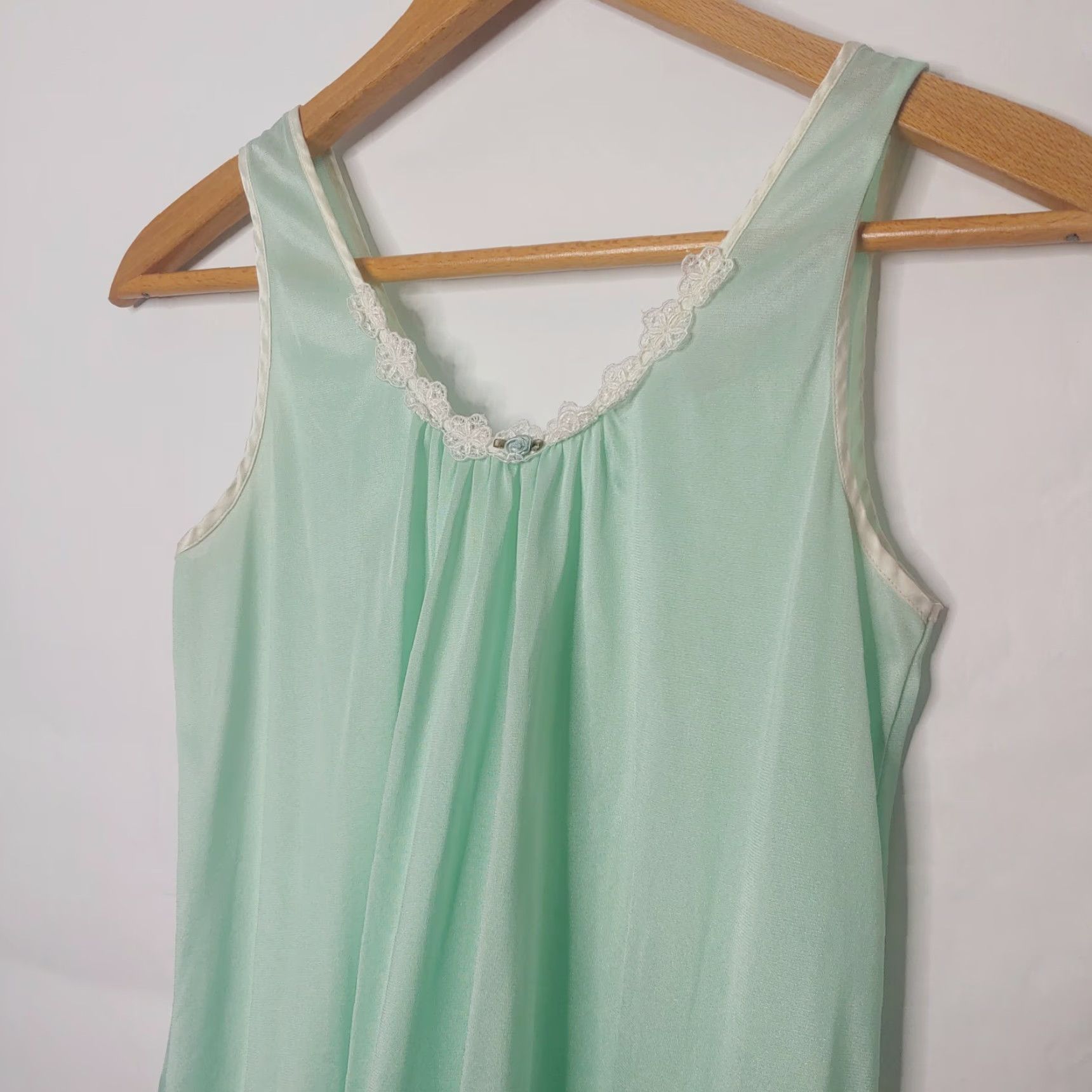 Blair VINTAGE Blair Nightgown Women's Small Sleeveless Mint Green Floral Lace Nylon Sexy USA Size ONE SIZE - 4 Thumbnail