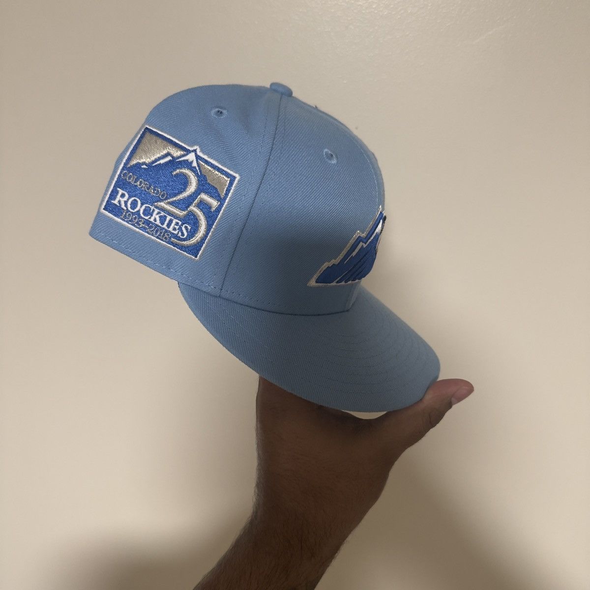 New Era Colorado Rockies Hat Club 71/2 Size ONE SIZE - 3 Thumbnail