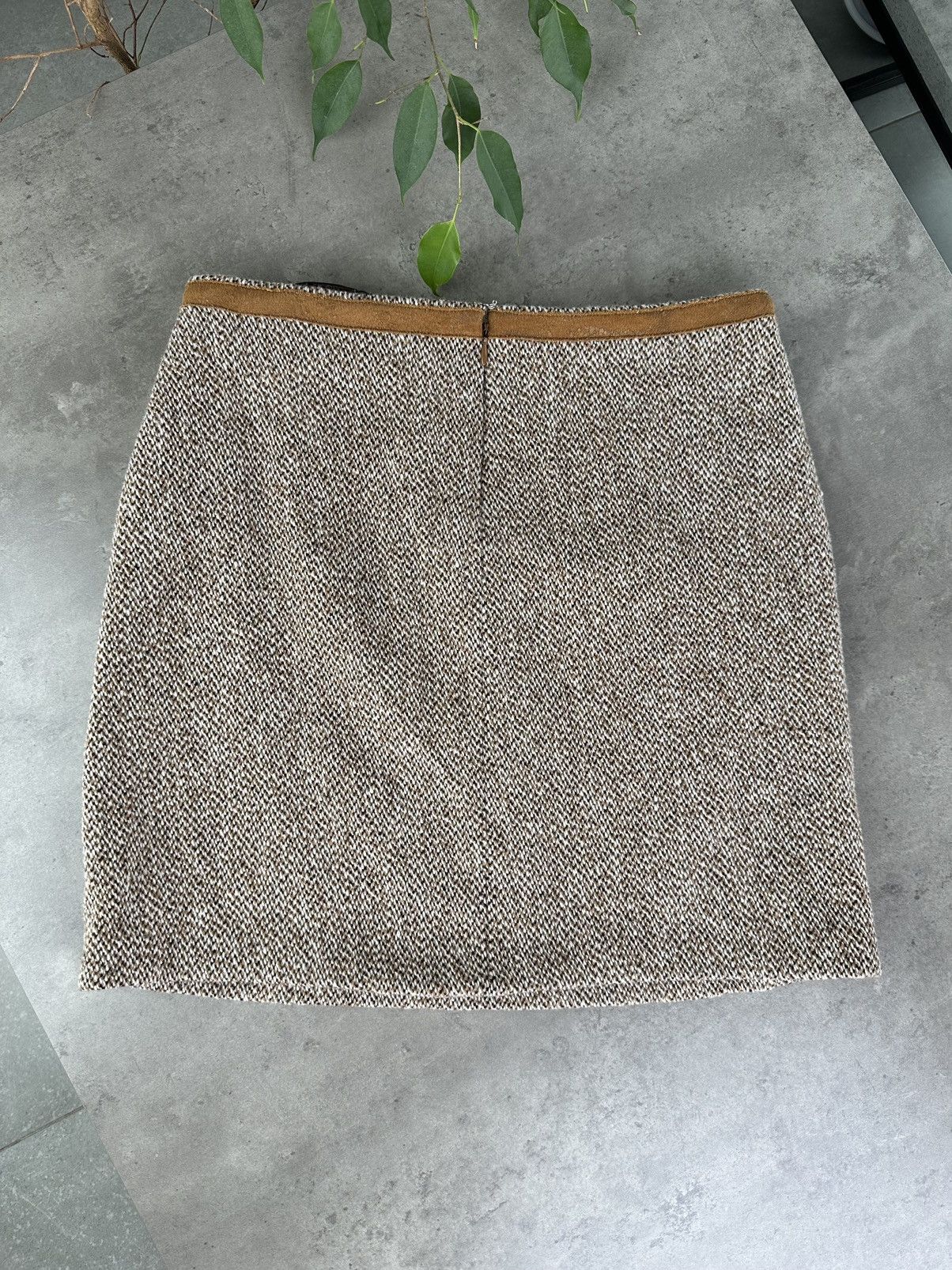 Gianfranco Ferre Geanfranko Ferre Wool Skirt Size 28" / US 6 / IT 42 - 9 Thumbnail