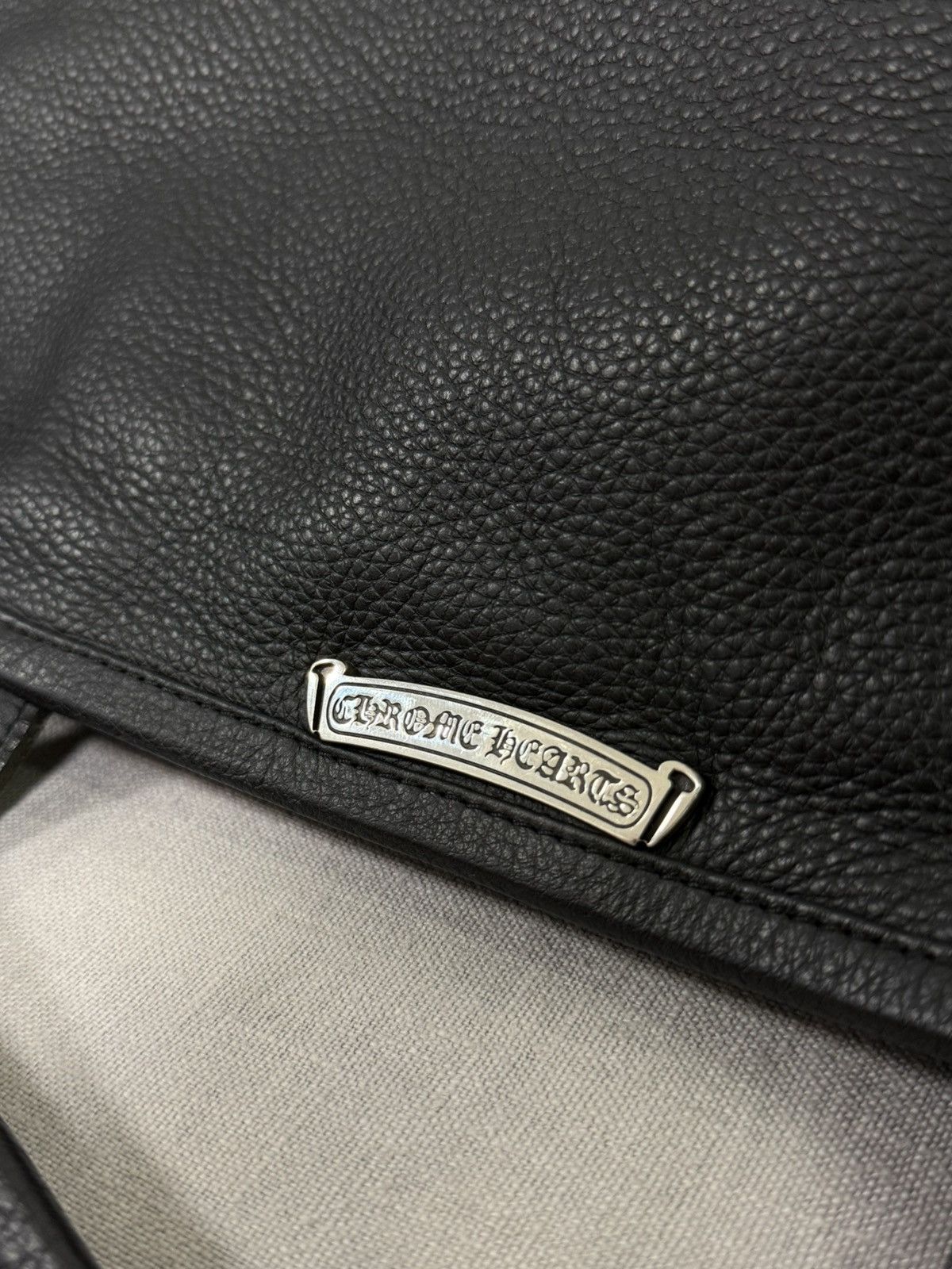 Chrome Hearts Leather Messenger Bag Size ONE SIZE - 5 Thumbnail