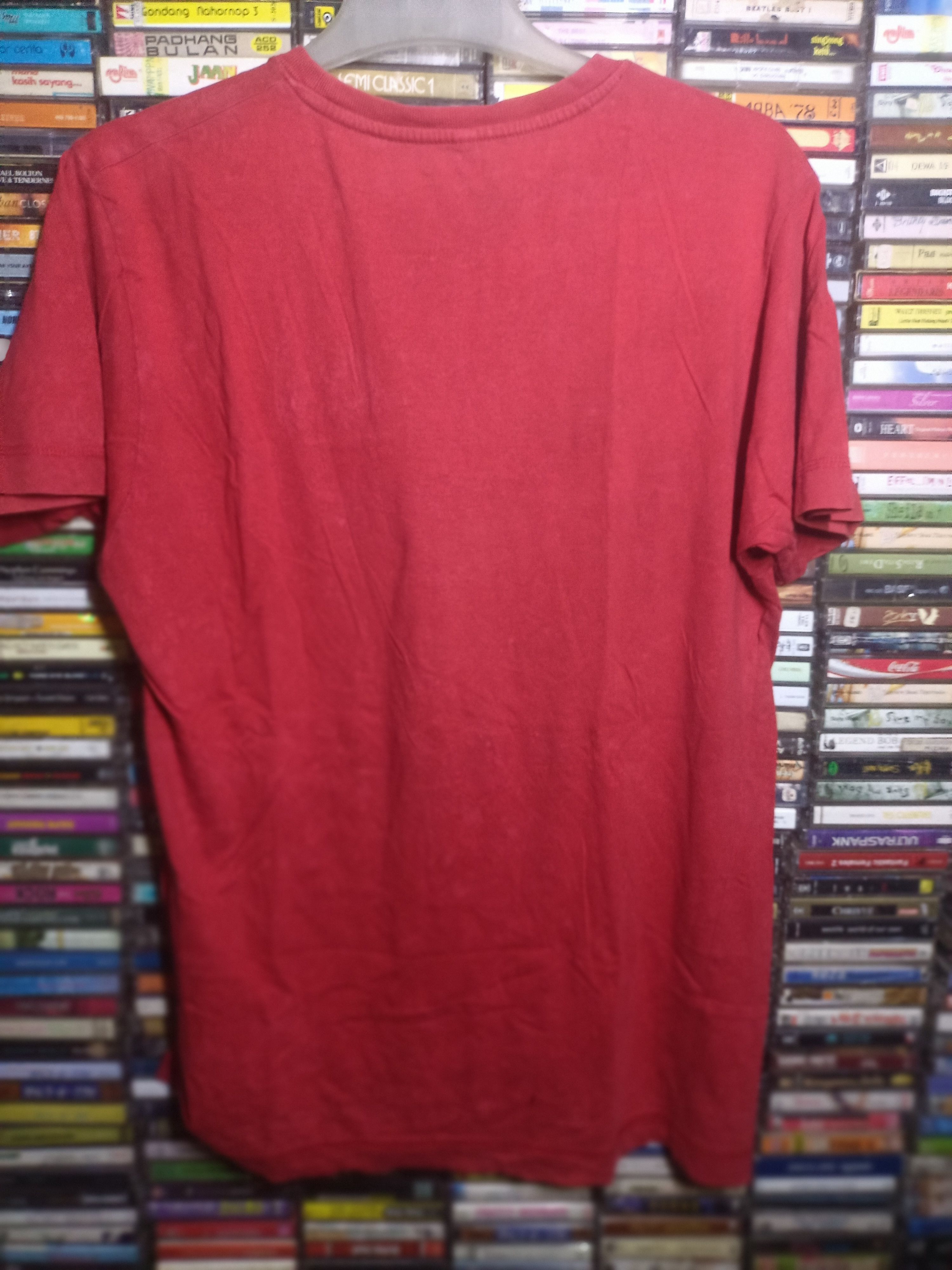 Band Tees Vintage band tee bjork Volta album Size US M / EU 48-50 / 2 - 4 Thumbnail