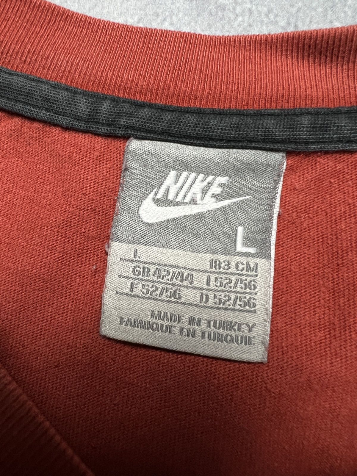 Nike Nike U.S.A crew boxy center swoosh y2k rare logo USA 90s Size US L / EU 52-54 / 3 - 6 Thumbnail