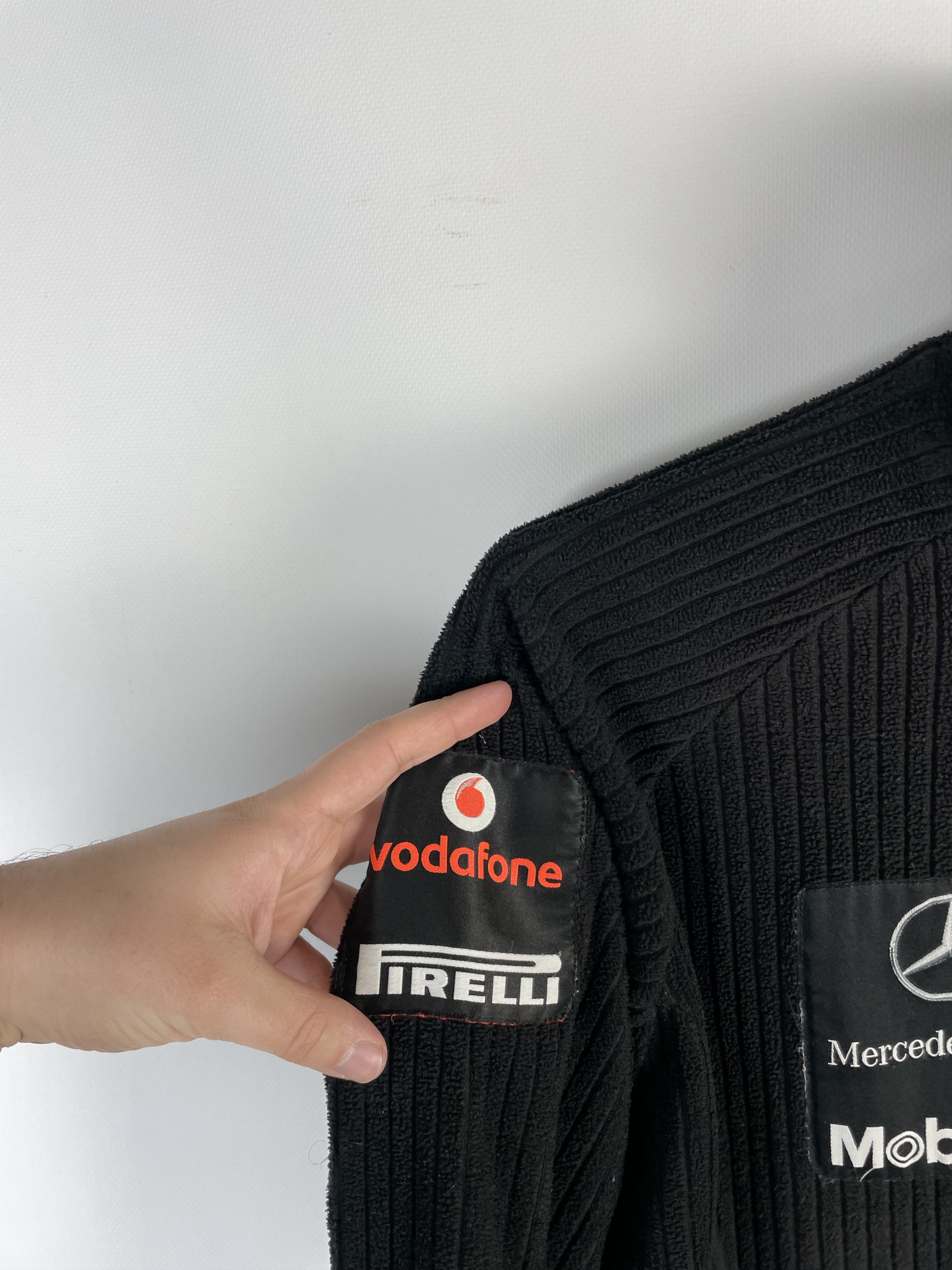 Mercedes-Benz MERCEDES Benz McLaren Vodafone Fleece Racing Sports HugoBoss Size US L / EU 52-54 / 3 - 5 Thumbnail