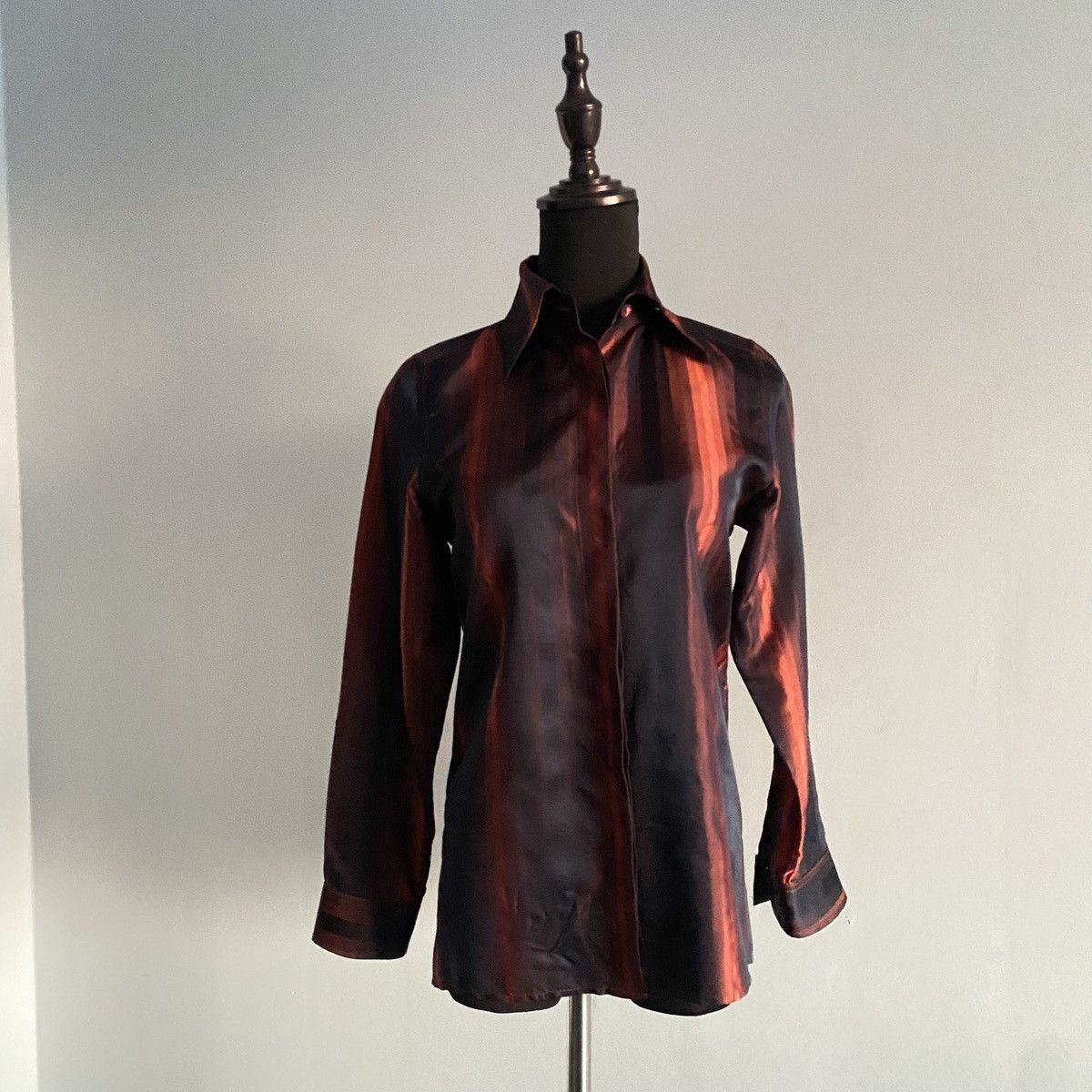 Gucci F/W 1997 Gucci by Tom Ford Runway Red Ombré Stripe Silk Size S / US 4 / IT 40 - 2 Thumbnail