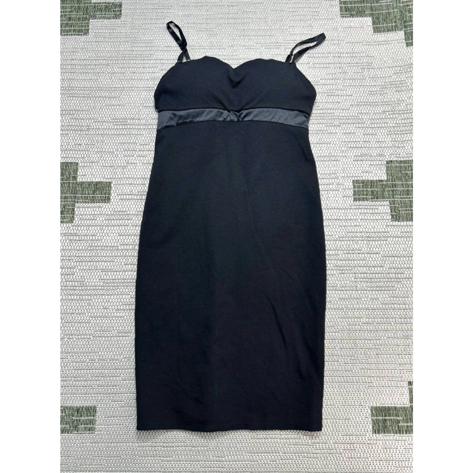 Victoria's Secret Victoria's Secret Jeweled Midi Dress Womens 36 Black Bustier Built In Back Zip Dress Size XS / US 0-2 / IT 36-38 - 2 Thumbnail
