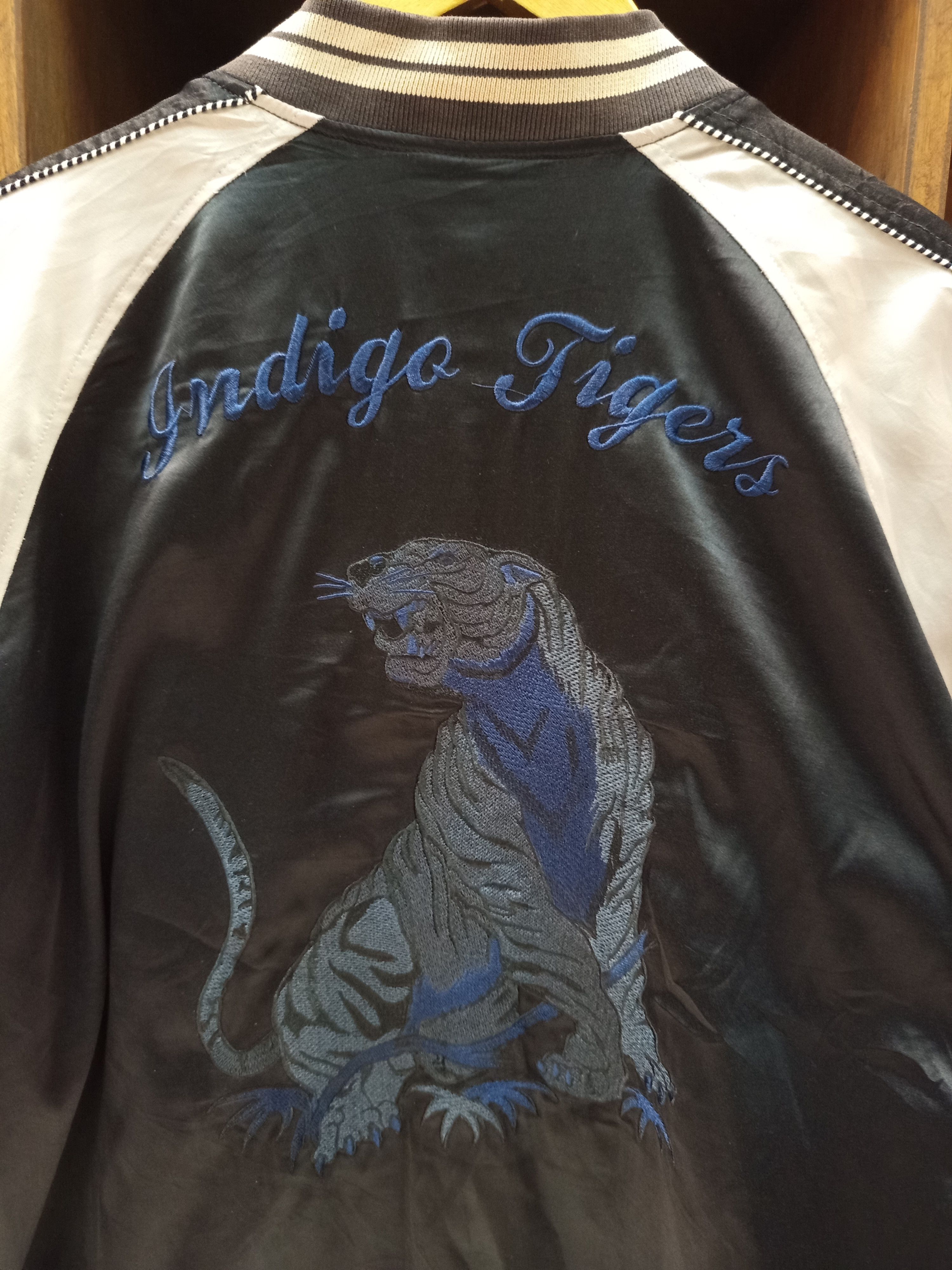 Jack & Jones Jack and Jones Souvenir Tiger Bomber Jacket Size US XL / EU 56 / 4 - 2 Thumbnail