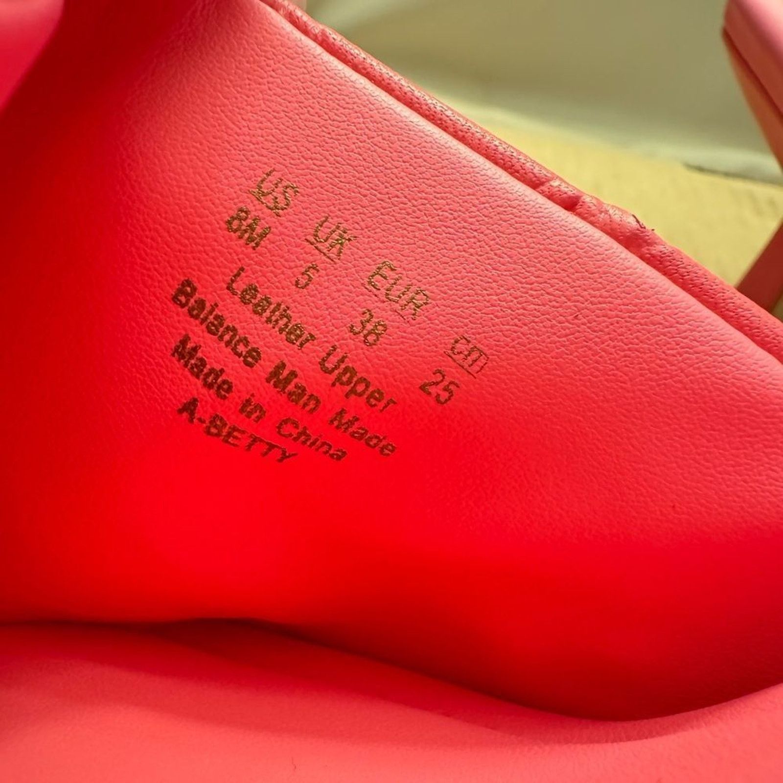 Franco Sarto Franco Sarto Barbiecore Pink square toe quilted leather 8 Size US 8 / IT 38 - 3 Thumbnail