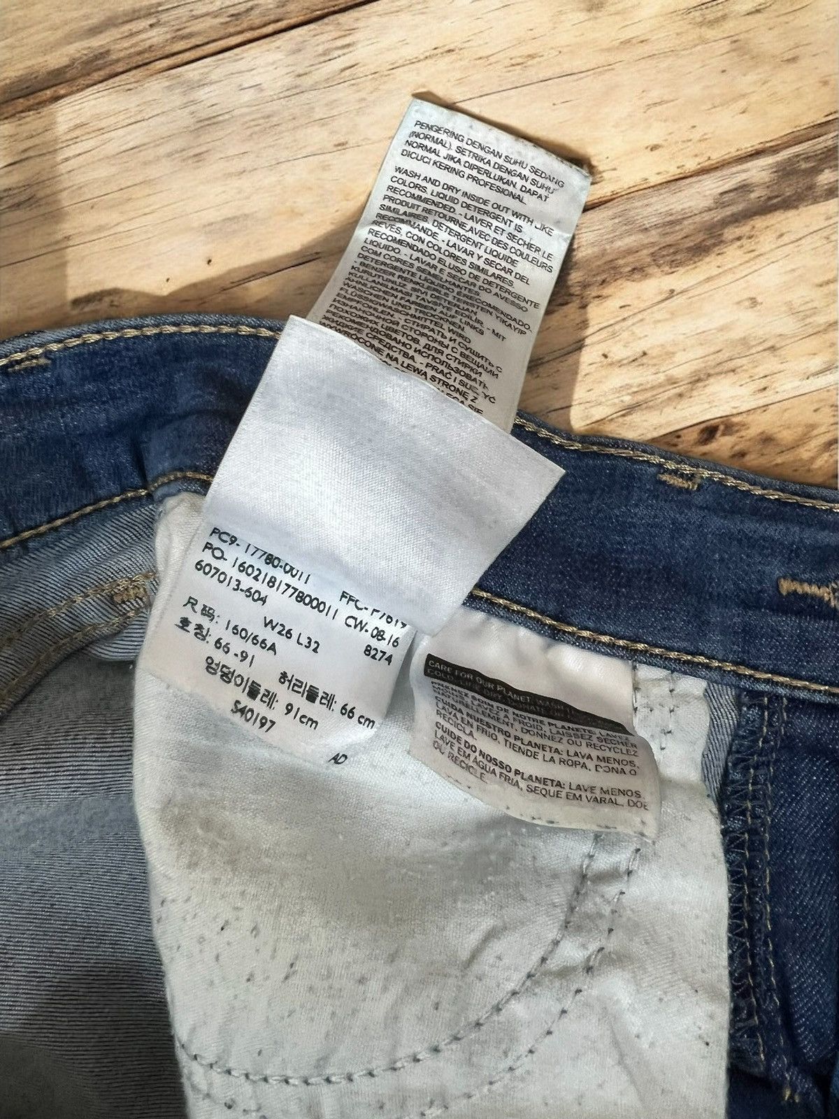 Levi's Levi’s 710 Super Skinny women’s jeans size W26 L32 Size 26" / US 2 / IT 38 - 8 Thumbnail